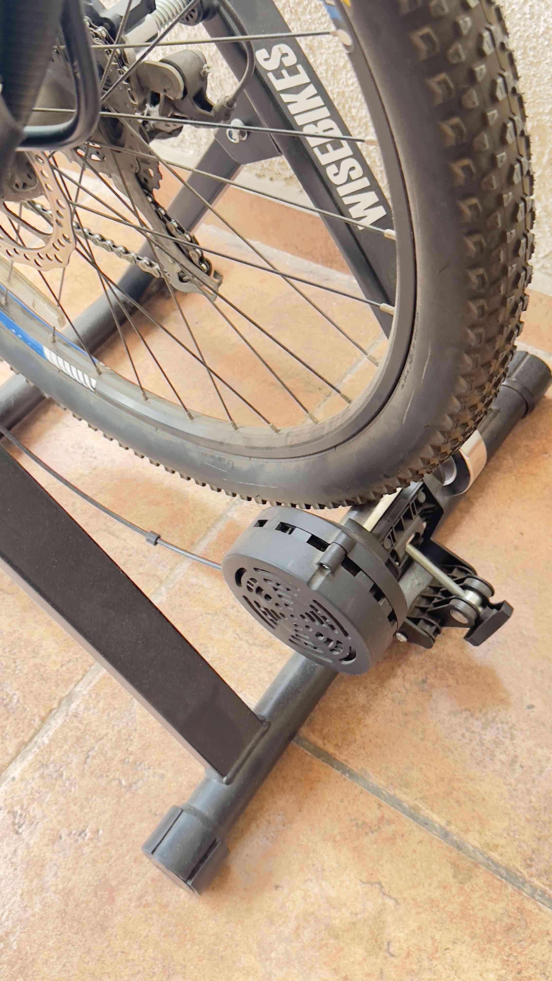 Soporte de entrenamiento para bicicleta - miniatura 3