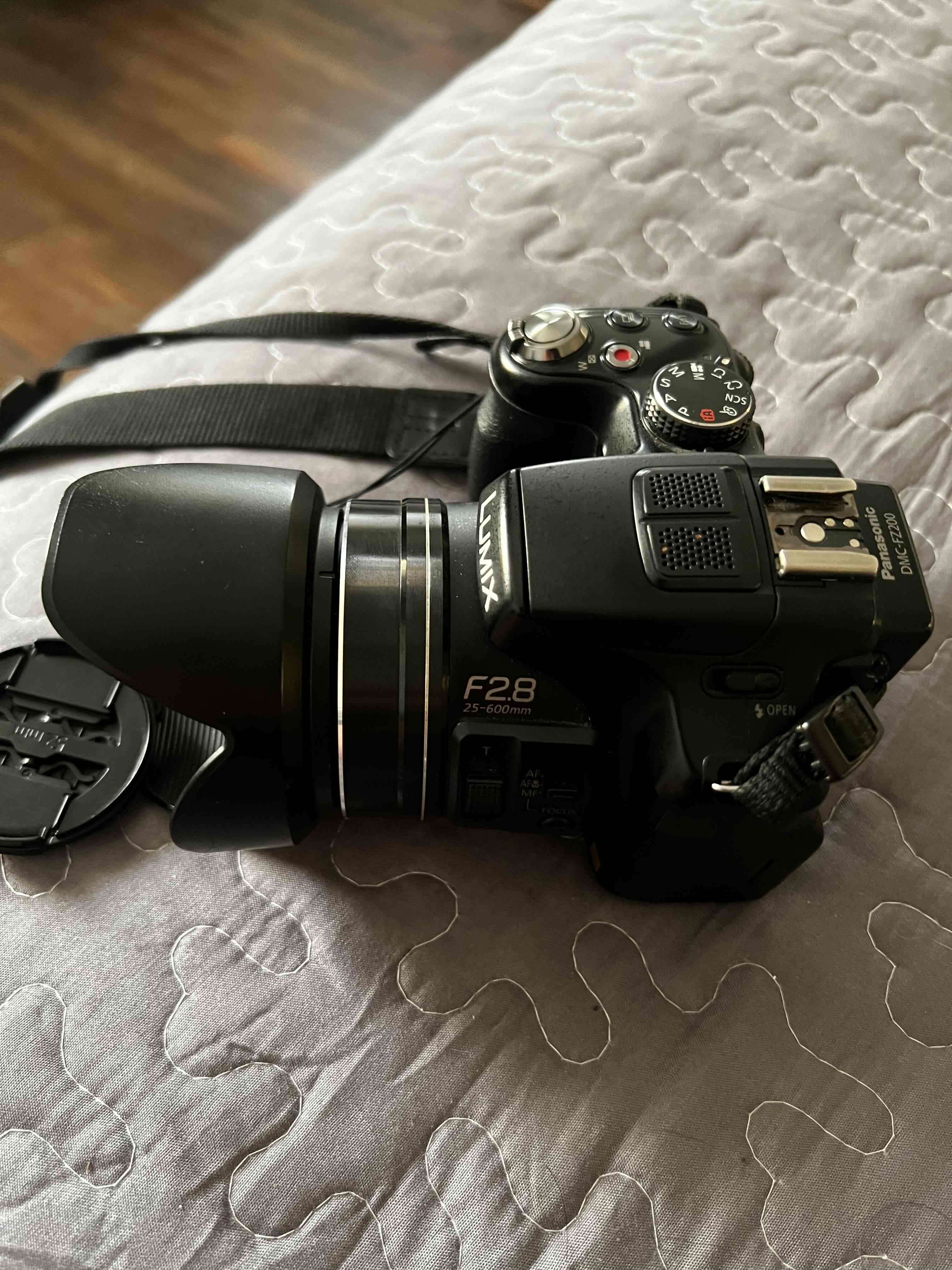 Cámara Lumix semi profesional - miniatura 4