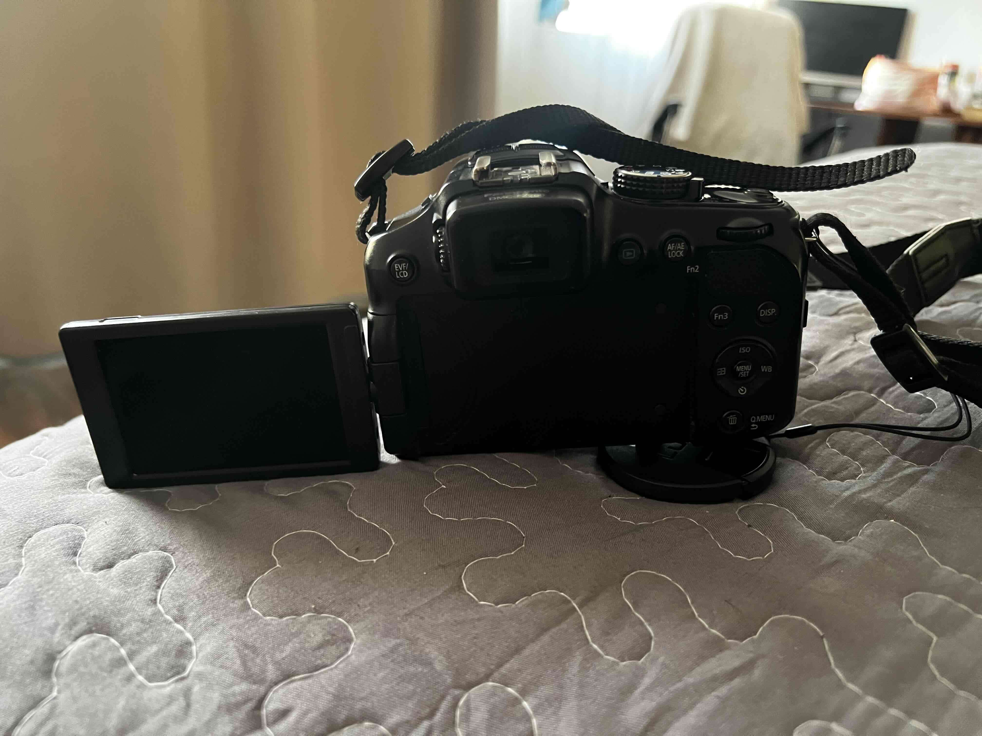 Cámara Lumix semi profesional - miniatura 5