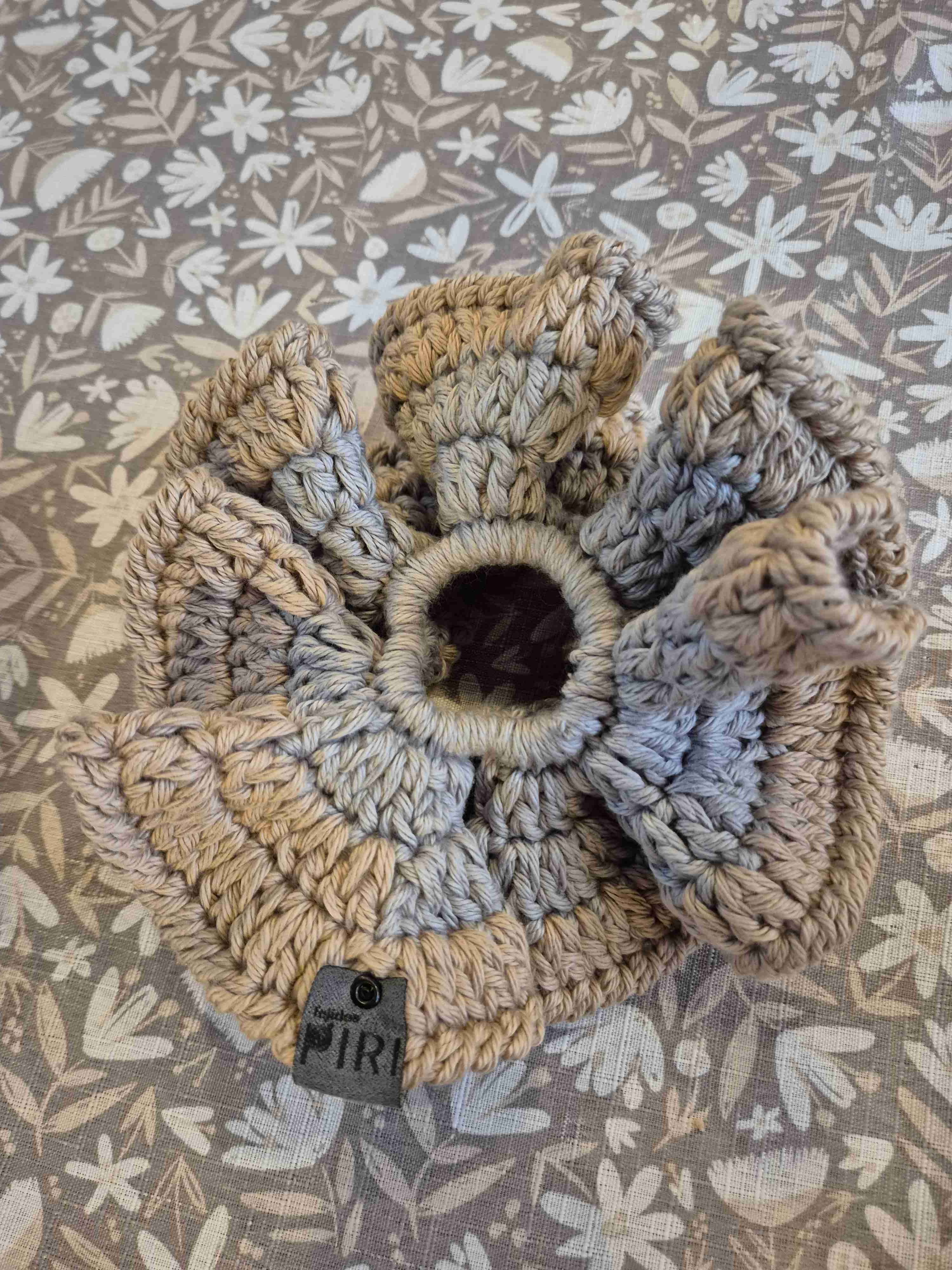 Coleta tejida a crochet