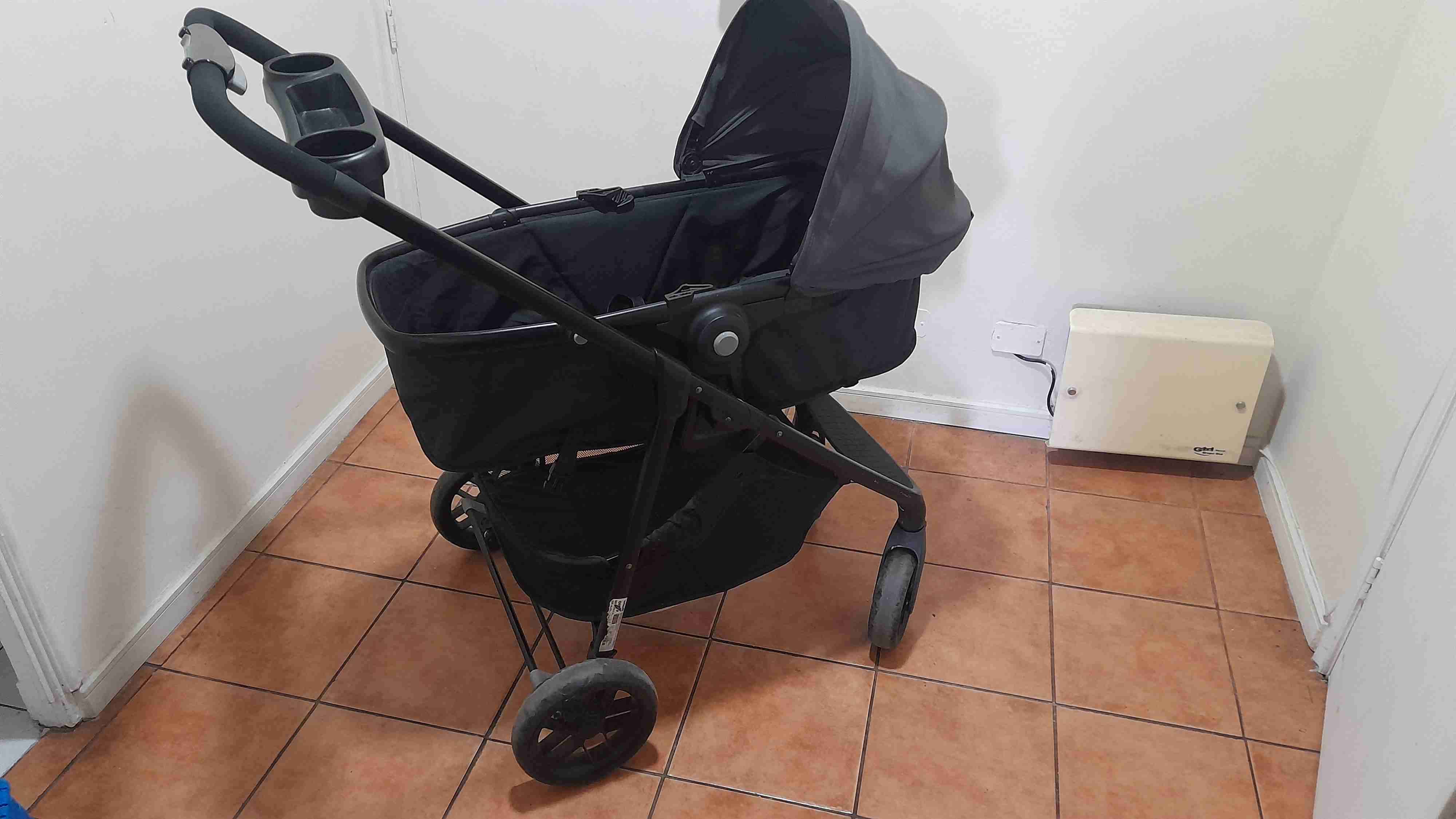 Coche y huevito para auto - miniatura 5