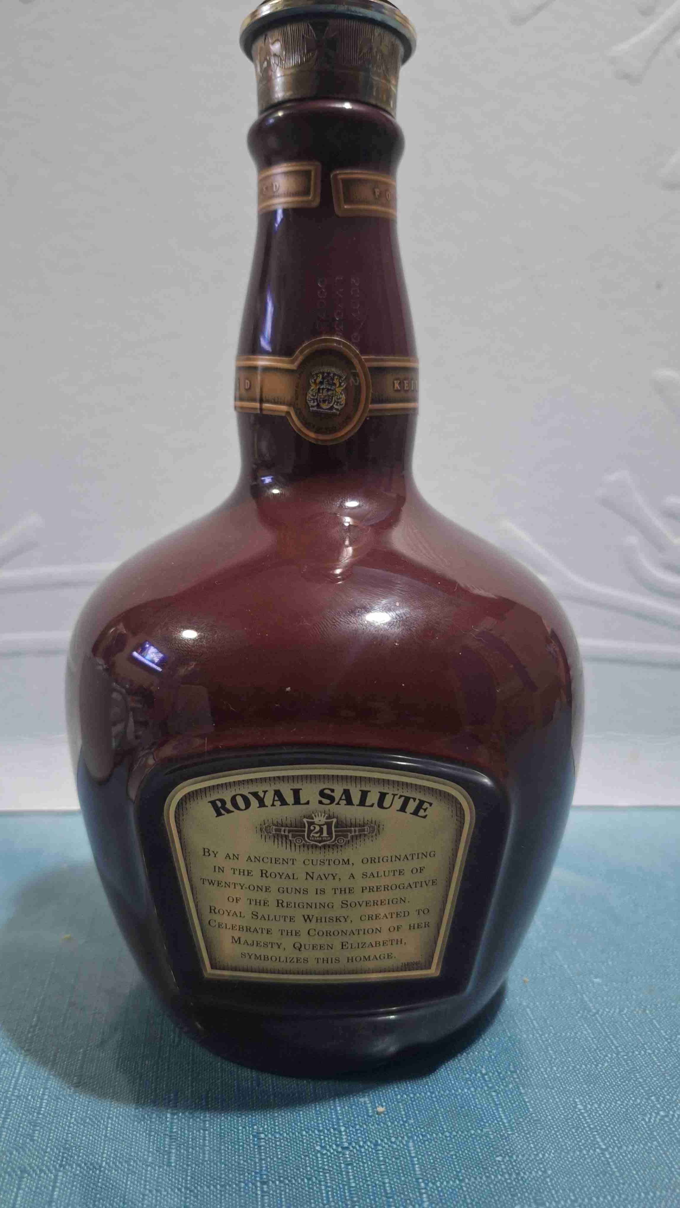 Botella Chivas Regal 21 años (vacia) - miniatura 3
