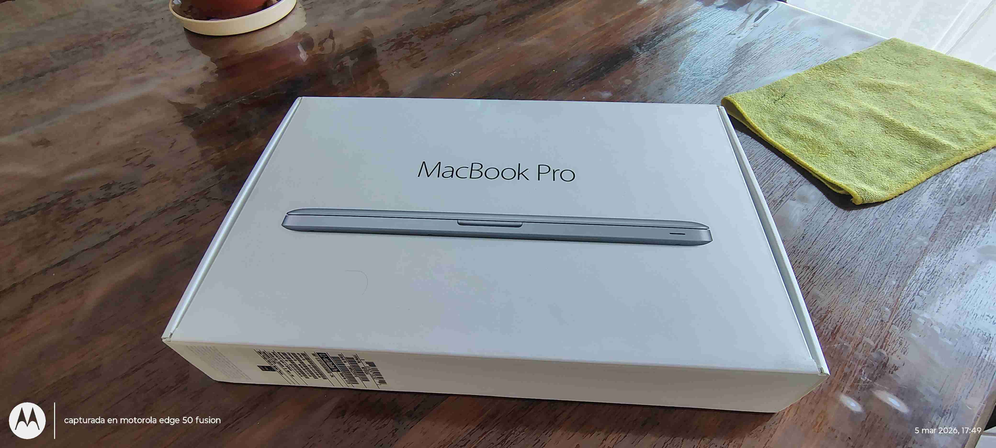 MacBook pro - miniatura 2