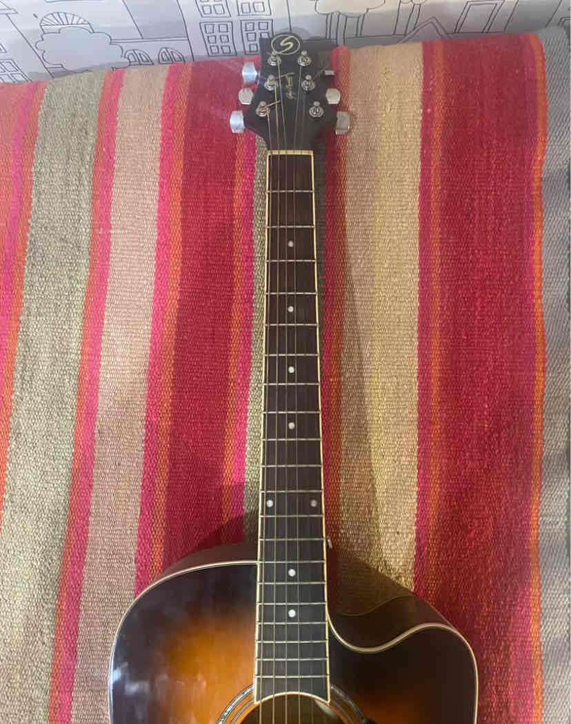 Guitarra acústica Greg Bennet - miniatura 3