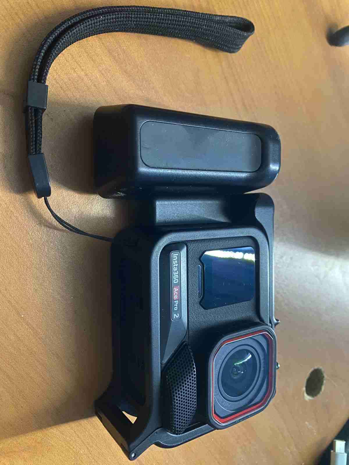 Cámara Insta360 Ace Pro 2 - miniatura 4