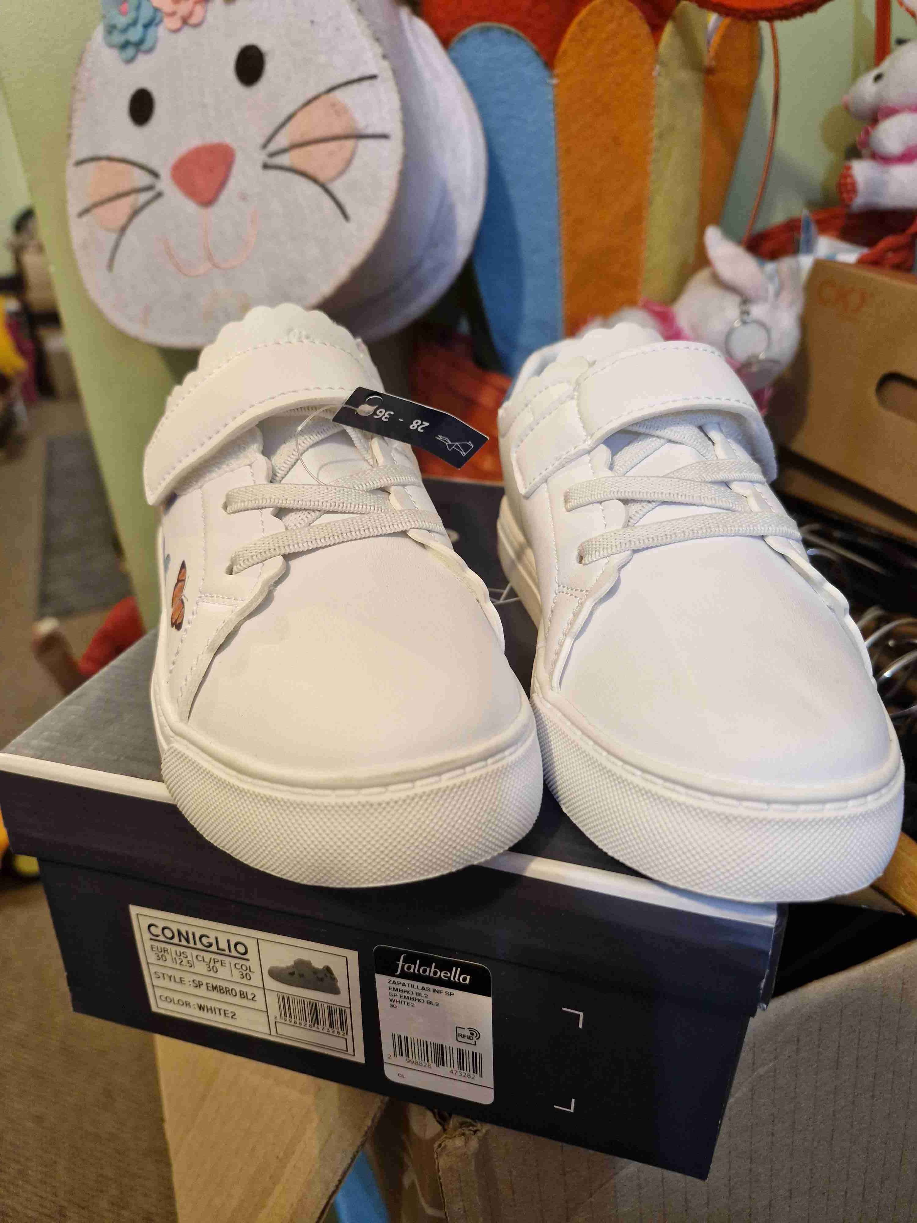 Zapatillas blancas con mariposas niña - miniatura 3