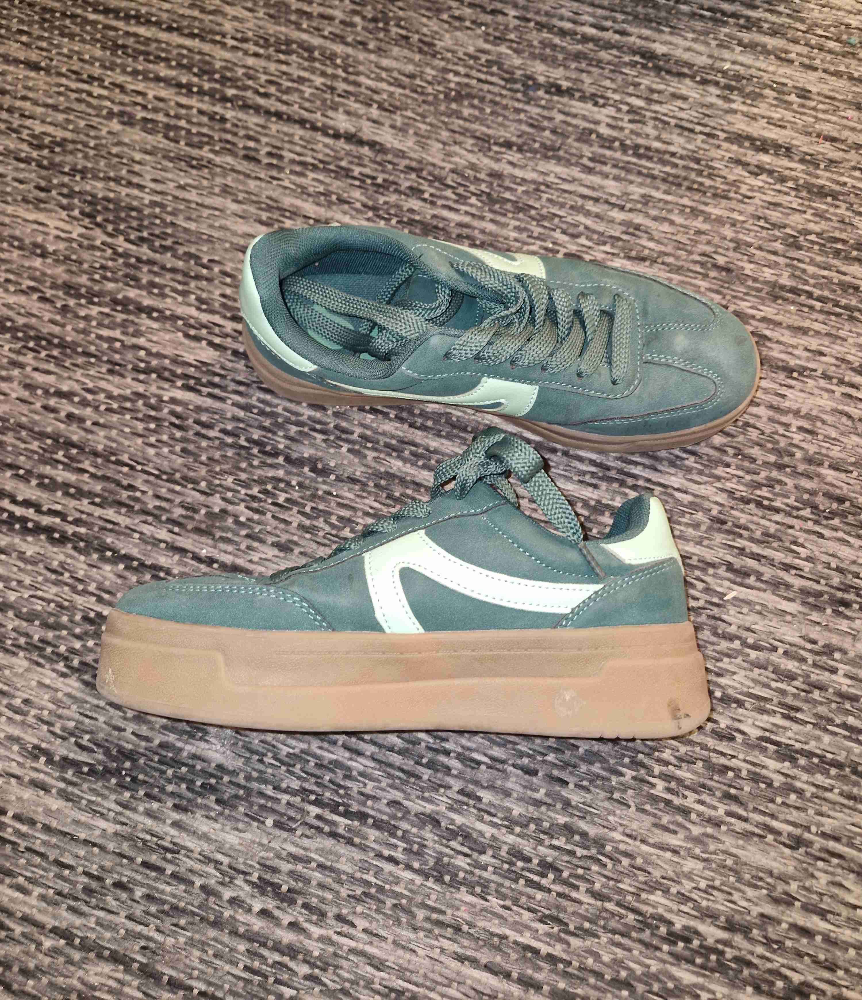 Zapatillas verdes deportivas sibilla