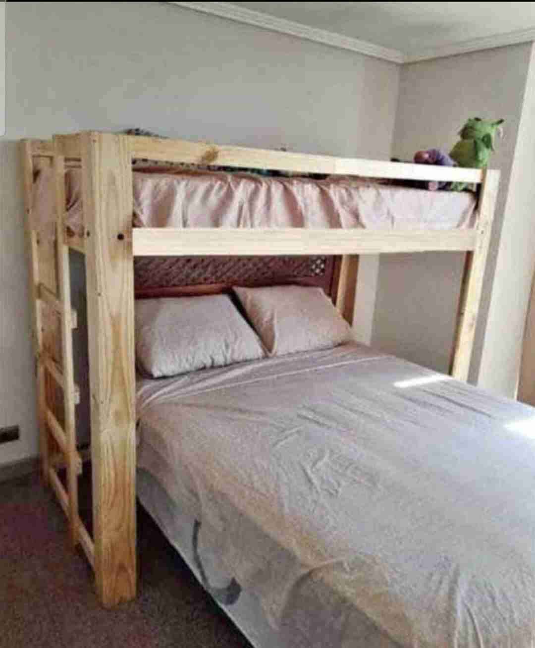 Camarote ruatigo de madera doble