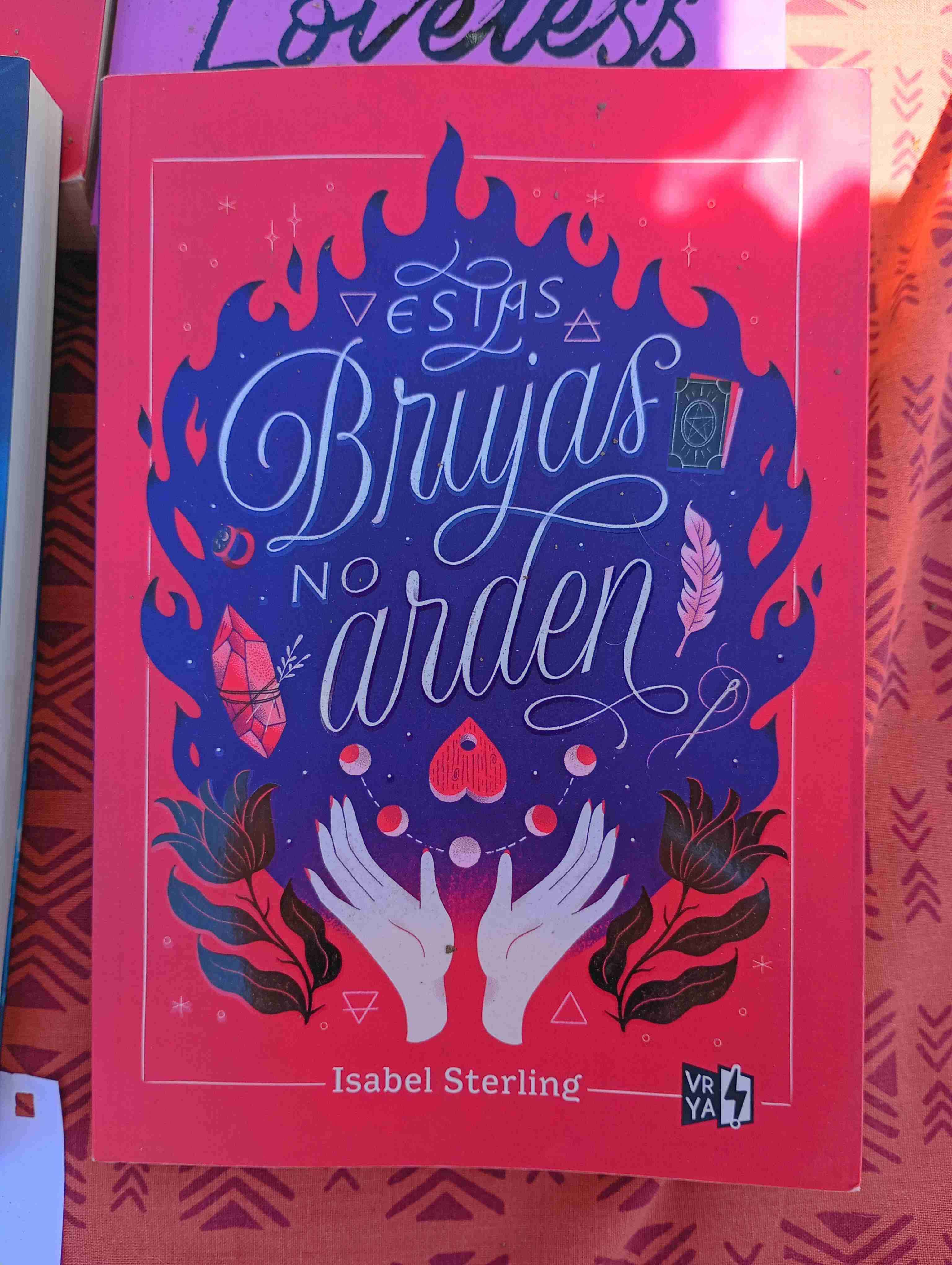 Libro 'Estas brujas no arden'