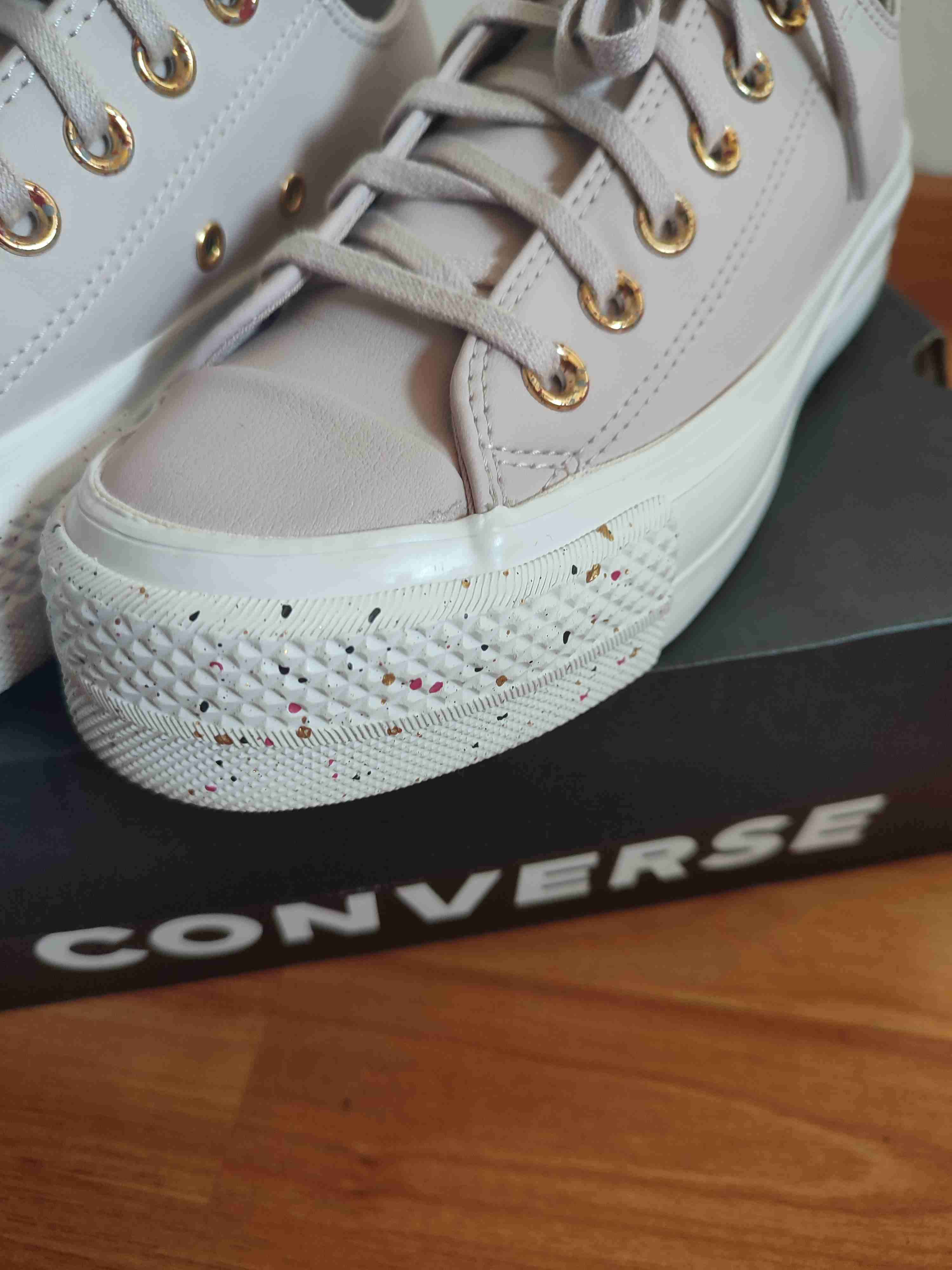 Zapatillas Converse rosadas talla 36.5 - miniatura 2