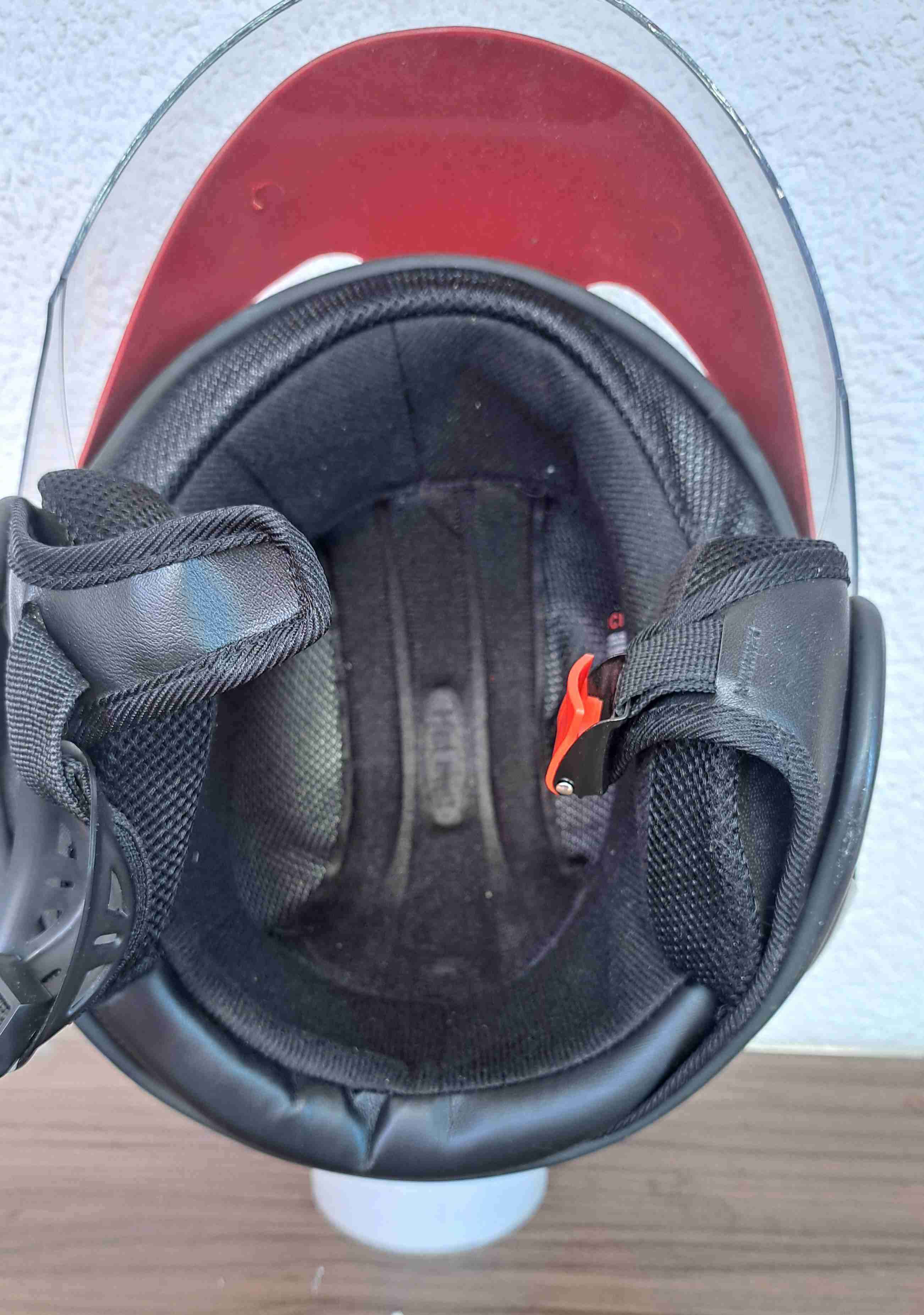 Casco Vento rojo y negro - miniatura 3