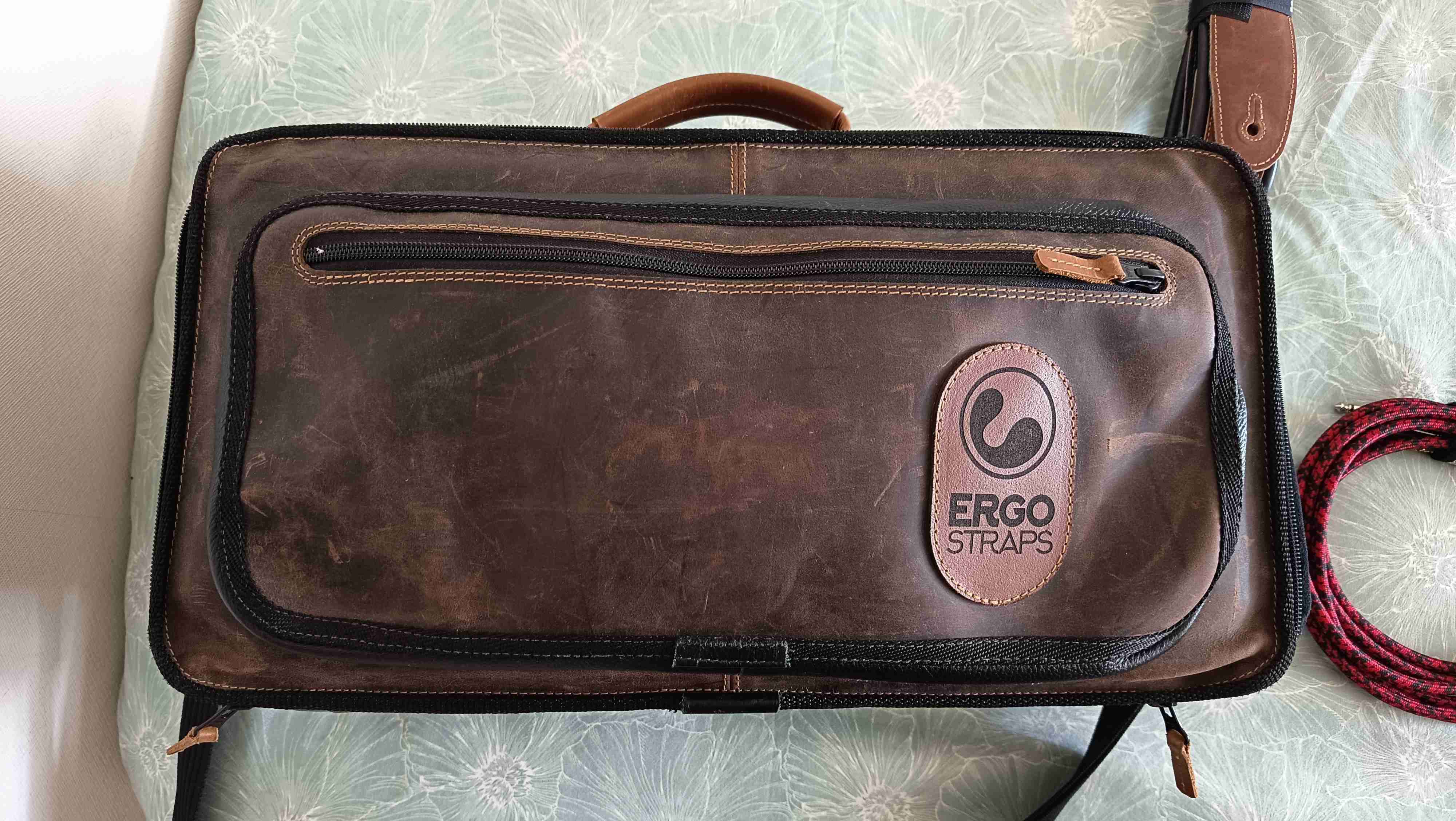 Bolso Ergo Straps de cuero