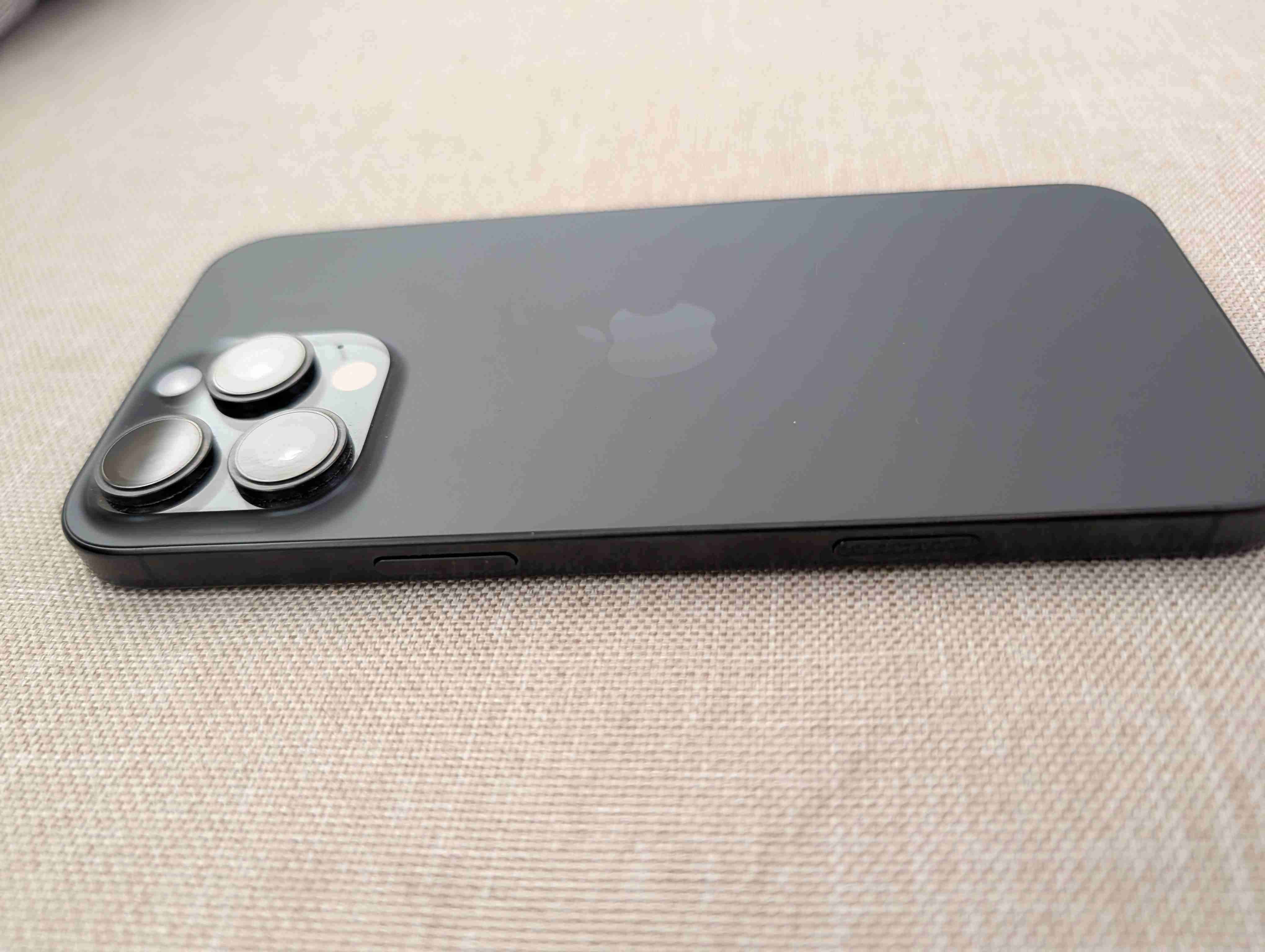 iPhone 16 pro Max de 512 - miniatura 5