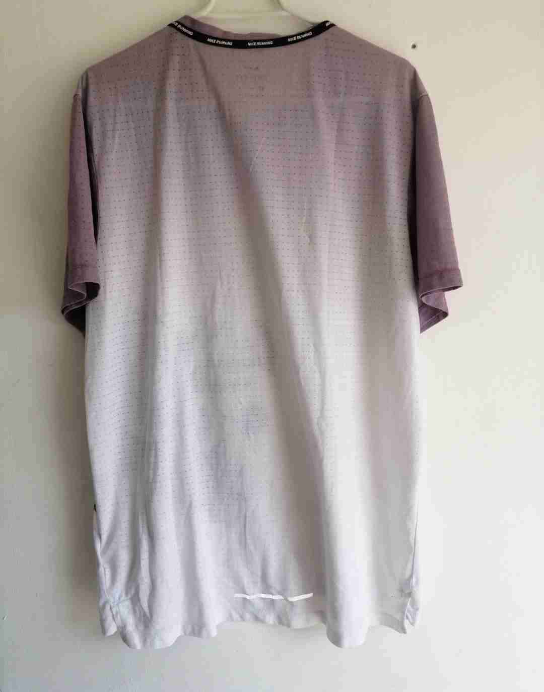 POLERA HOMBRE NIKE DRI-FIT - miniatura 2