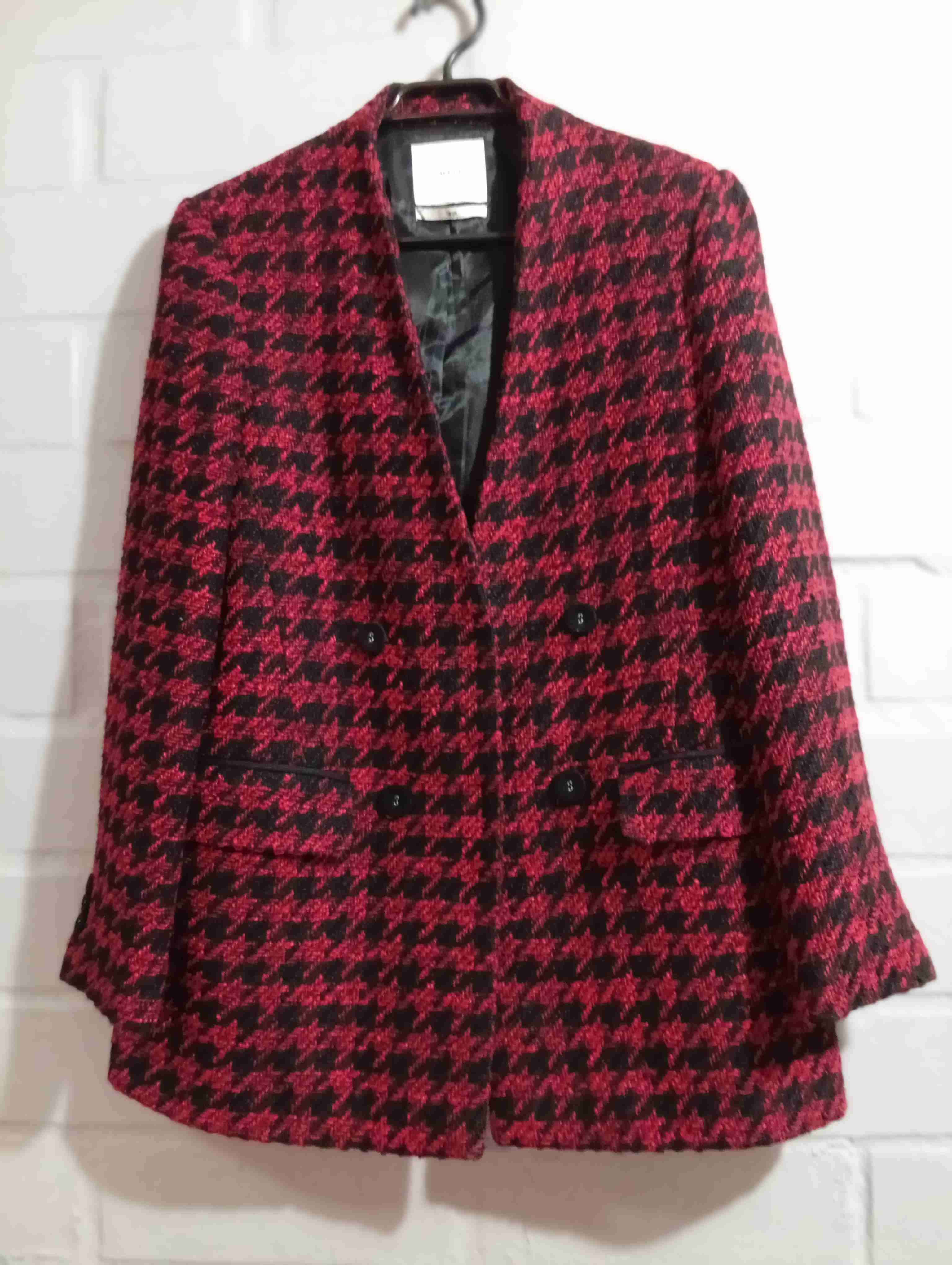 Blazer Alaniz de lana rojo y negro