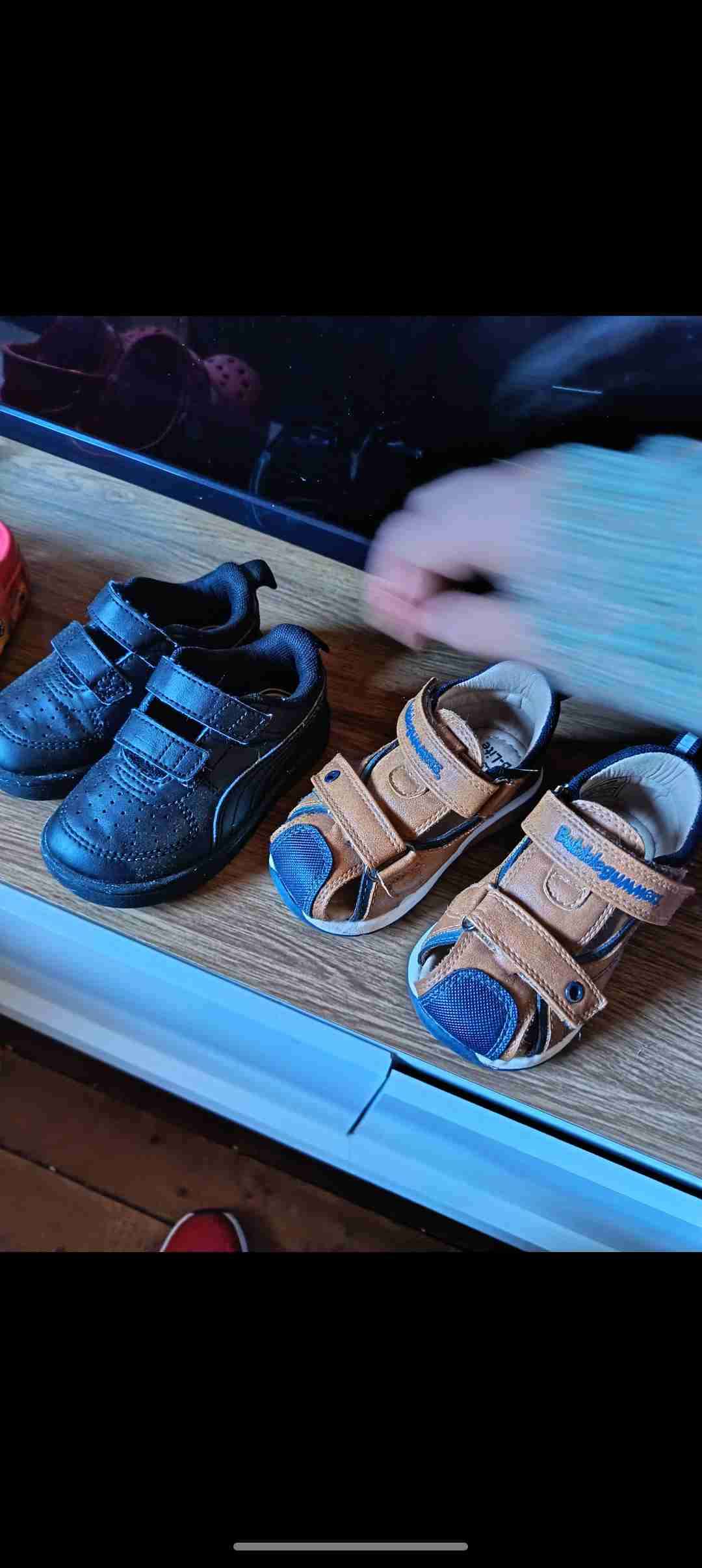 Sandalias infantiles y zapatillas l - miniatura 3