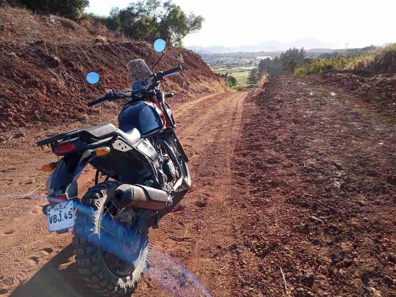 Moto Royal Enfield Himalayan 411cc 2022 - miniatura 5