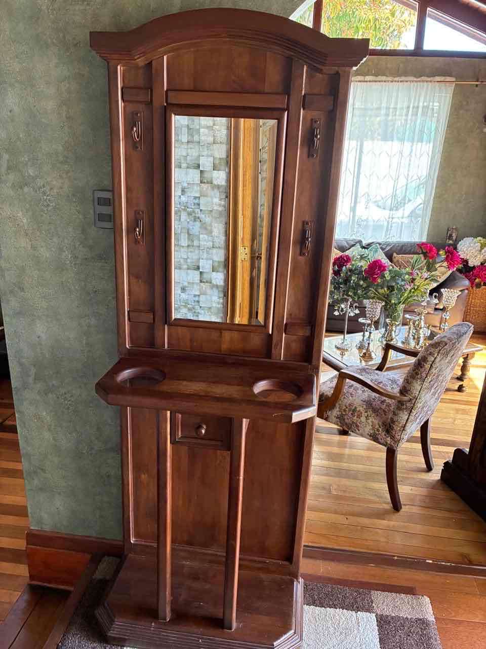 Espejo paragüero de madera