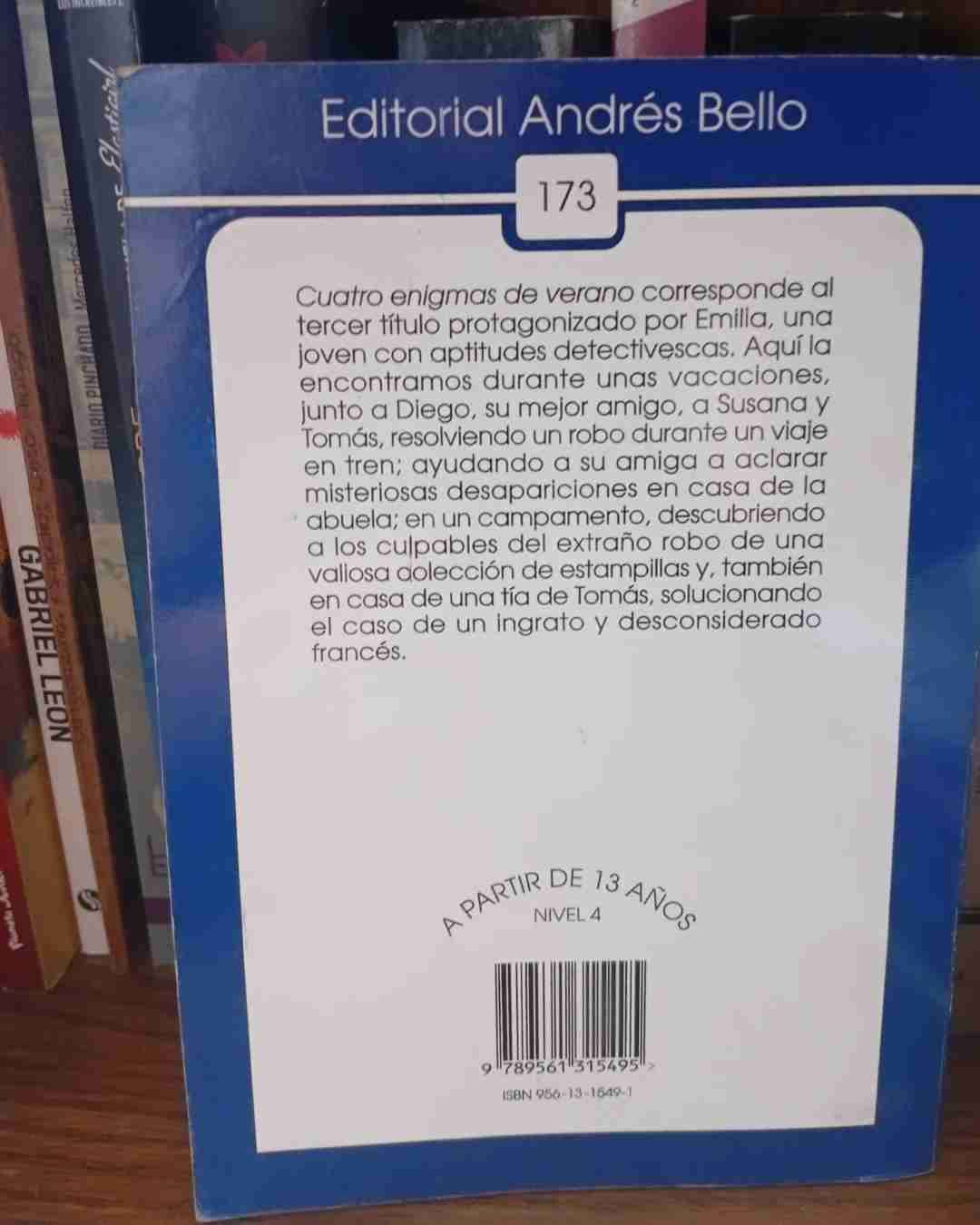 Libro 'Emilia: Cuatro enigmas de verano' - miniatura 2
