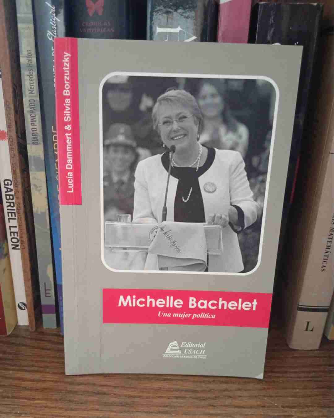 Libro 'Michelle Bachelet: Una mujer política' - miniatura 3