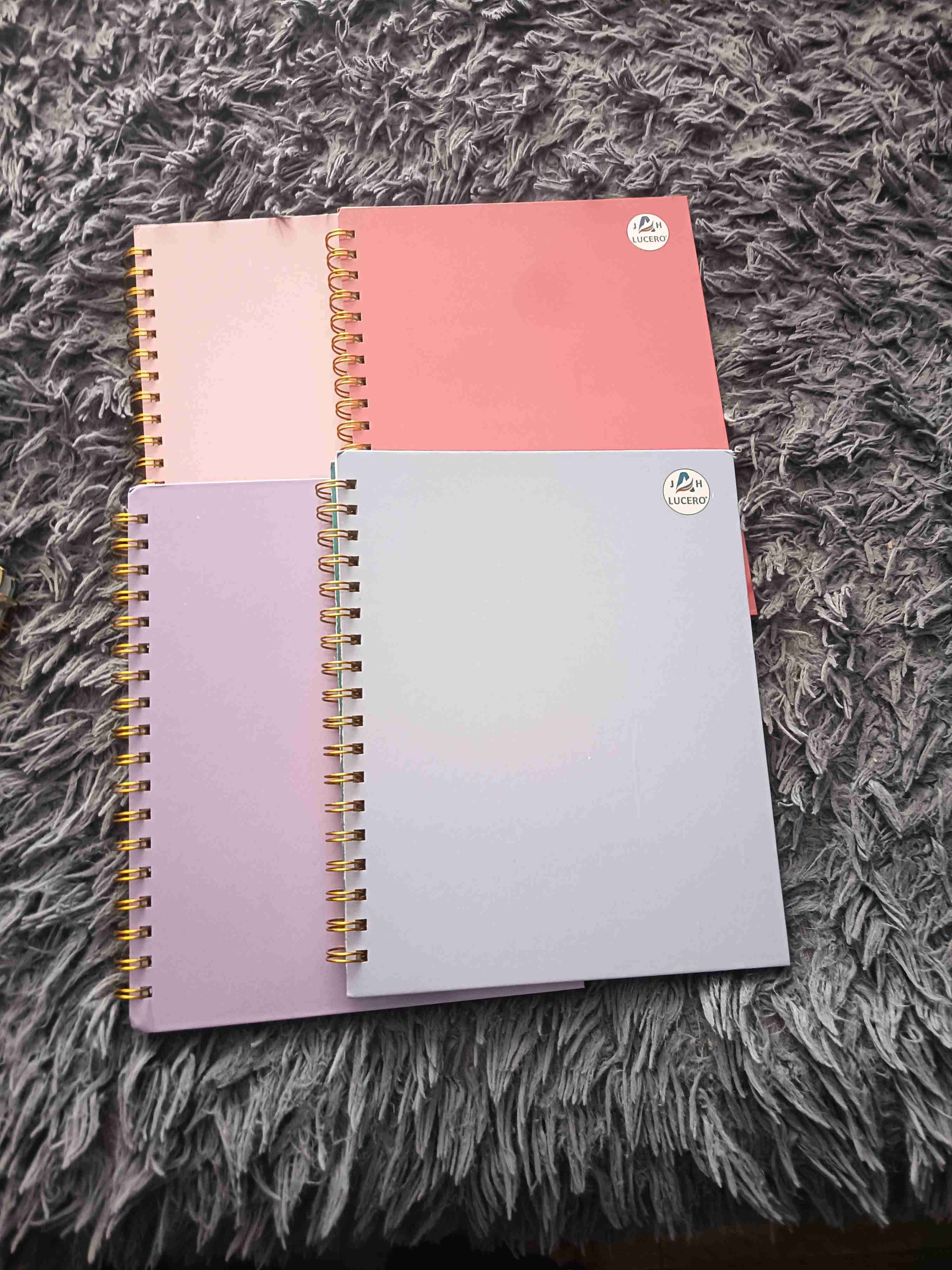 Set de cuadernos coloridos