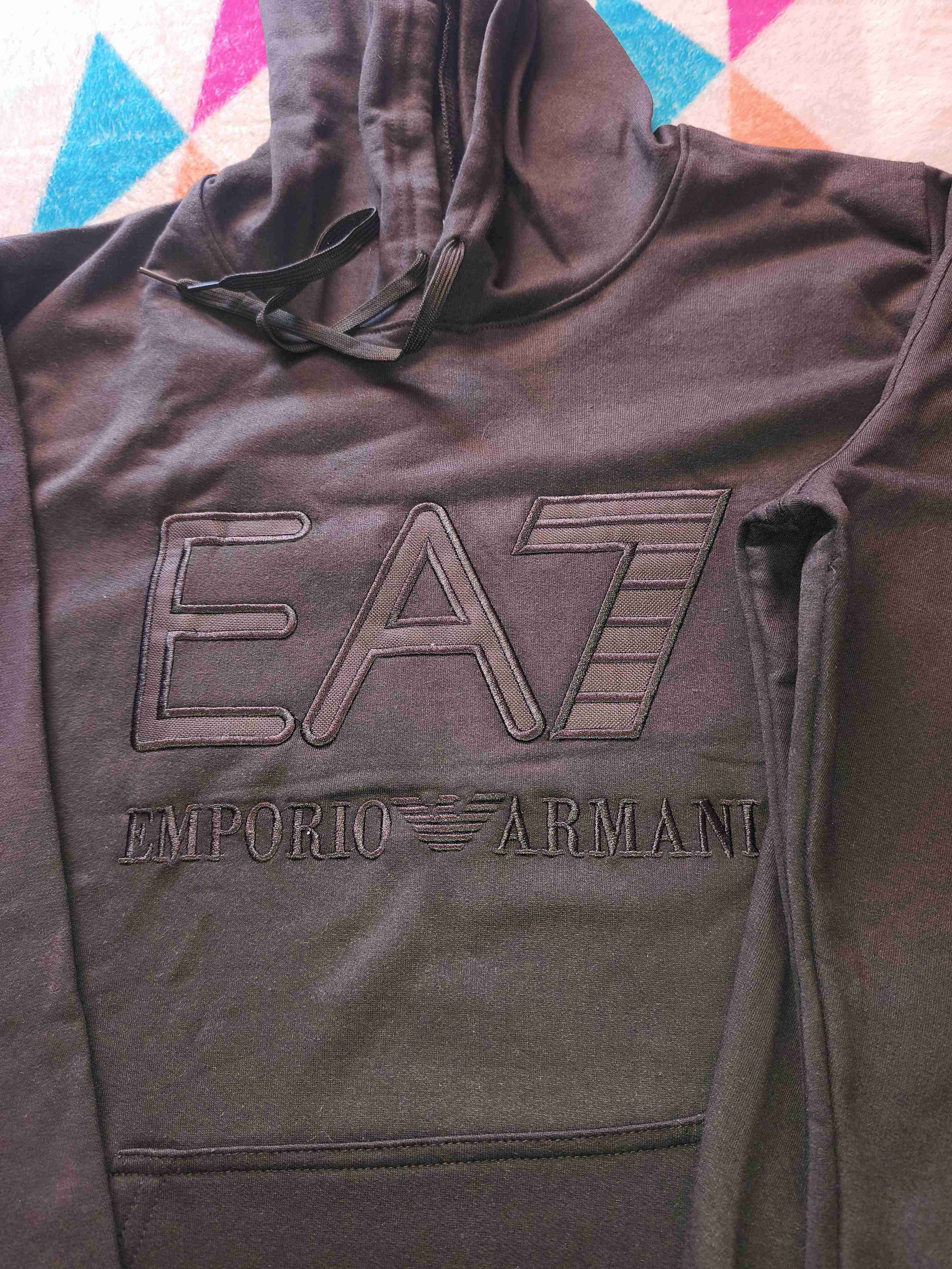 Conju to de buzos tallas L y XL - miniatura 4