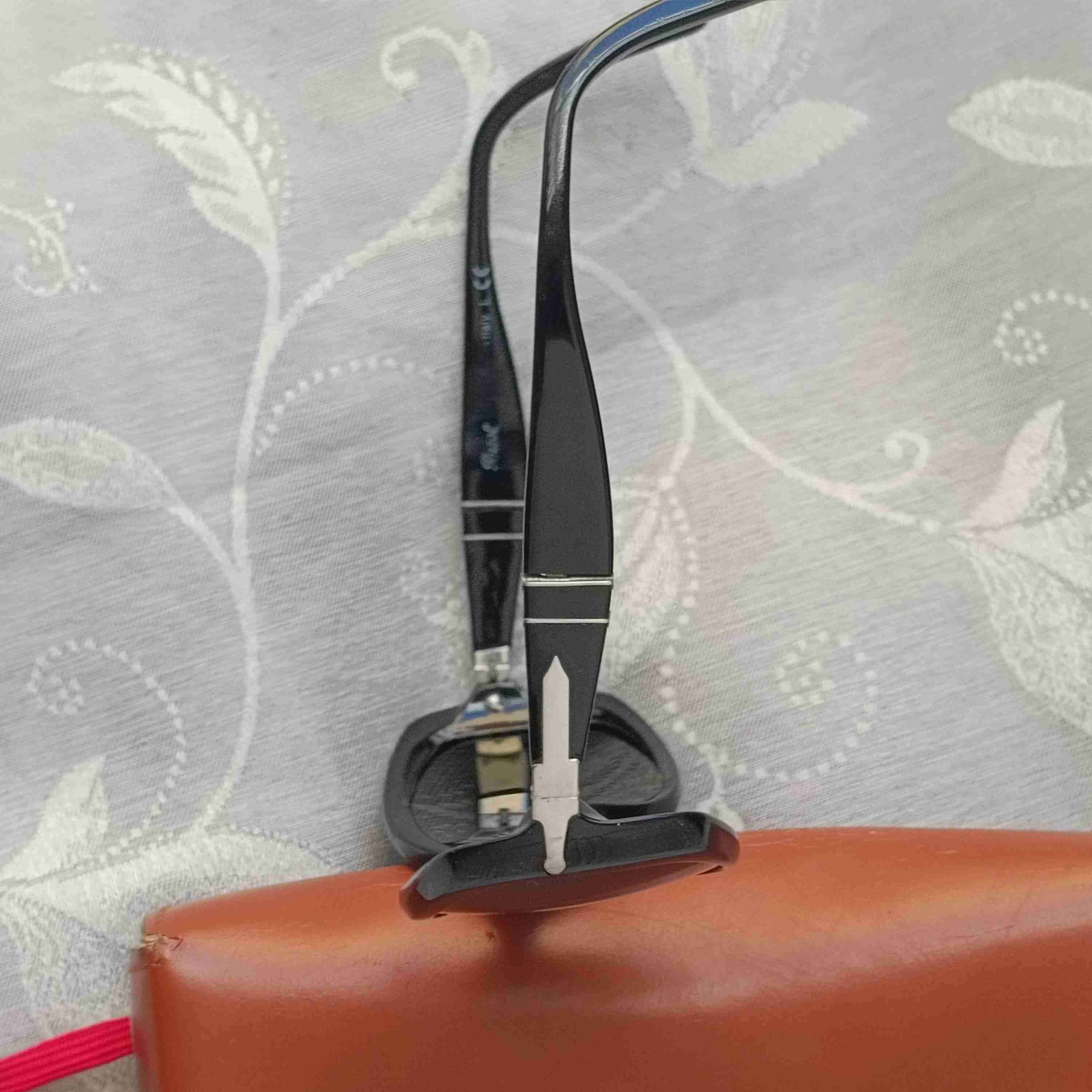 Lentes de sol negros, marca Persol - miniatura 6