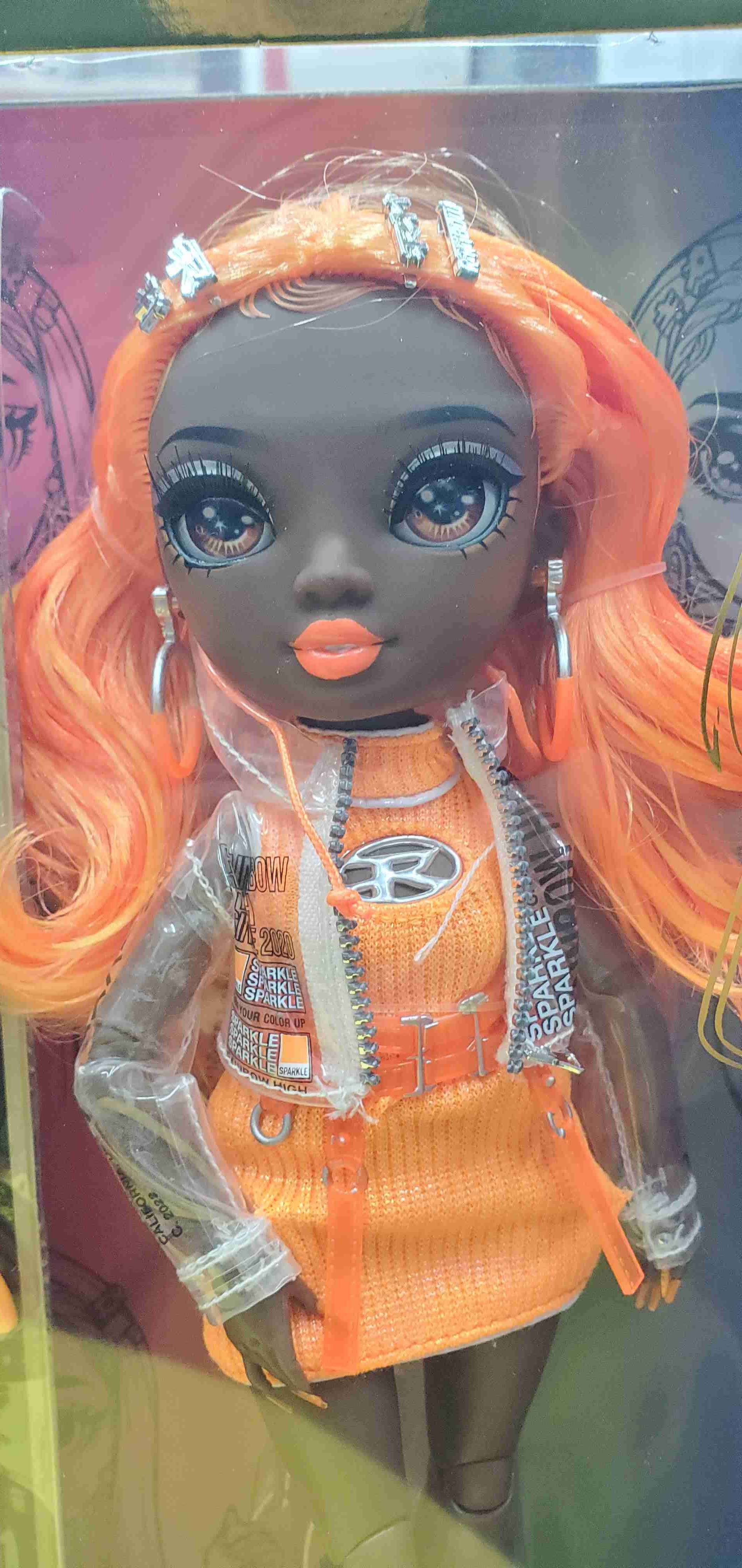 2022  Rainbow High Michelle St. Charles - miniatura 3