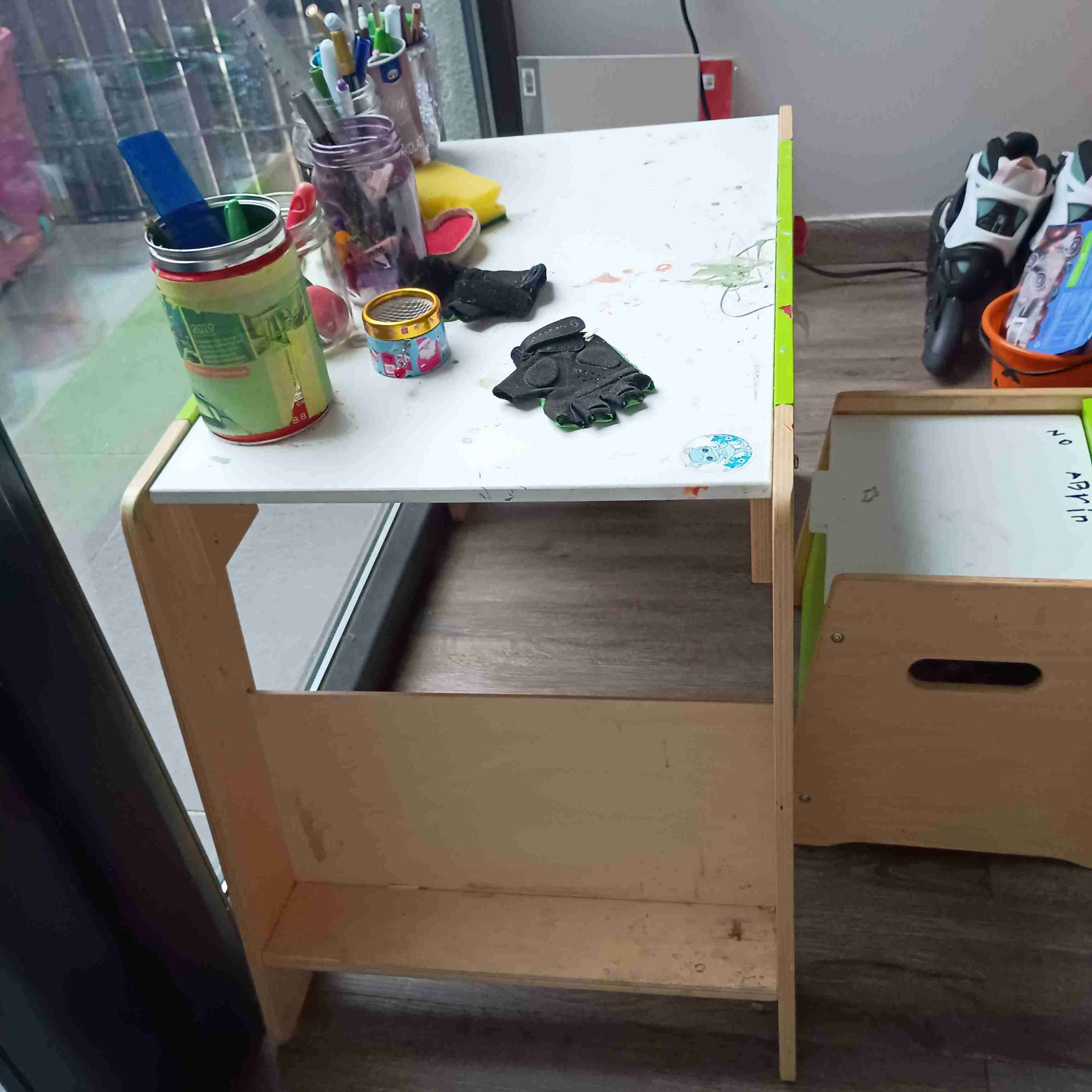 Mesa de juego infantil Hape - miniatura 2