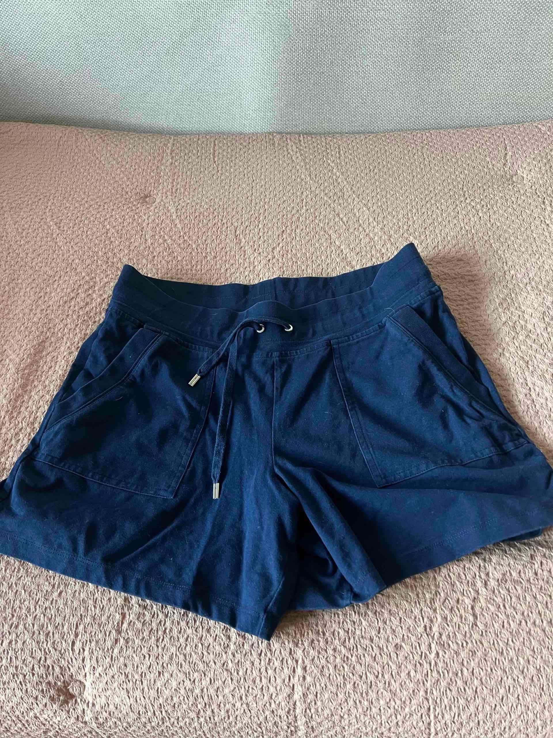 Shorts deportivos azul marino - miniatura 3