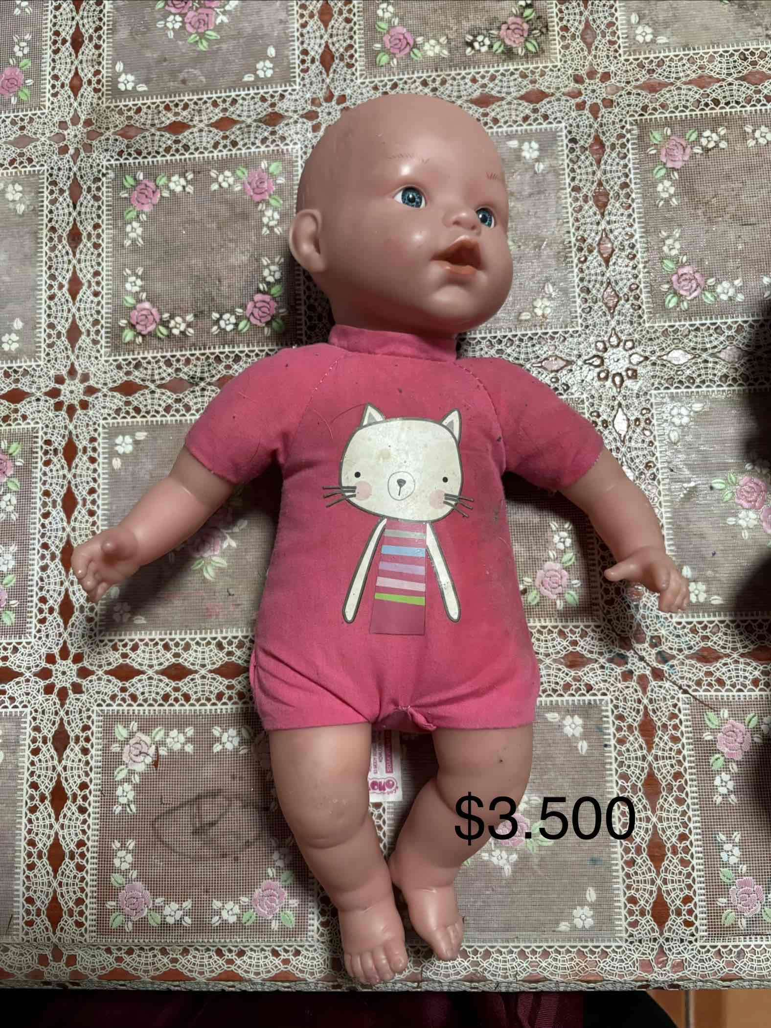 Muñeca tipo LOL con cabello rizado - miniatura 4