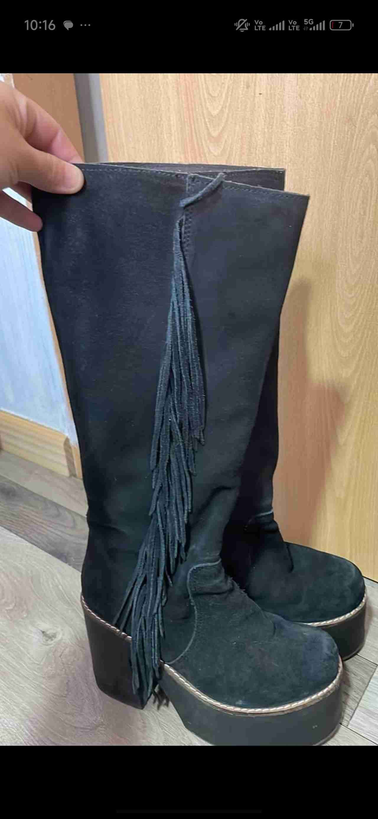 Botas negras con plataforma y flecos N*35