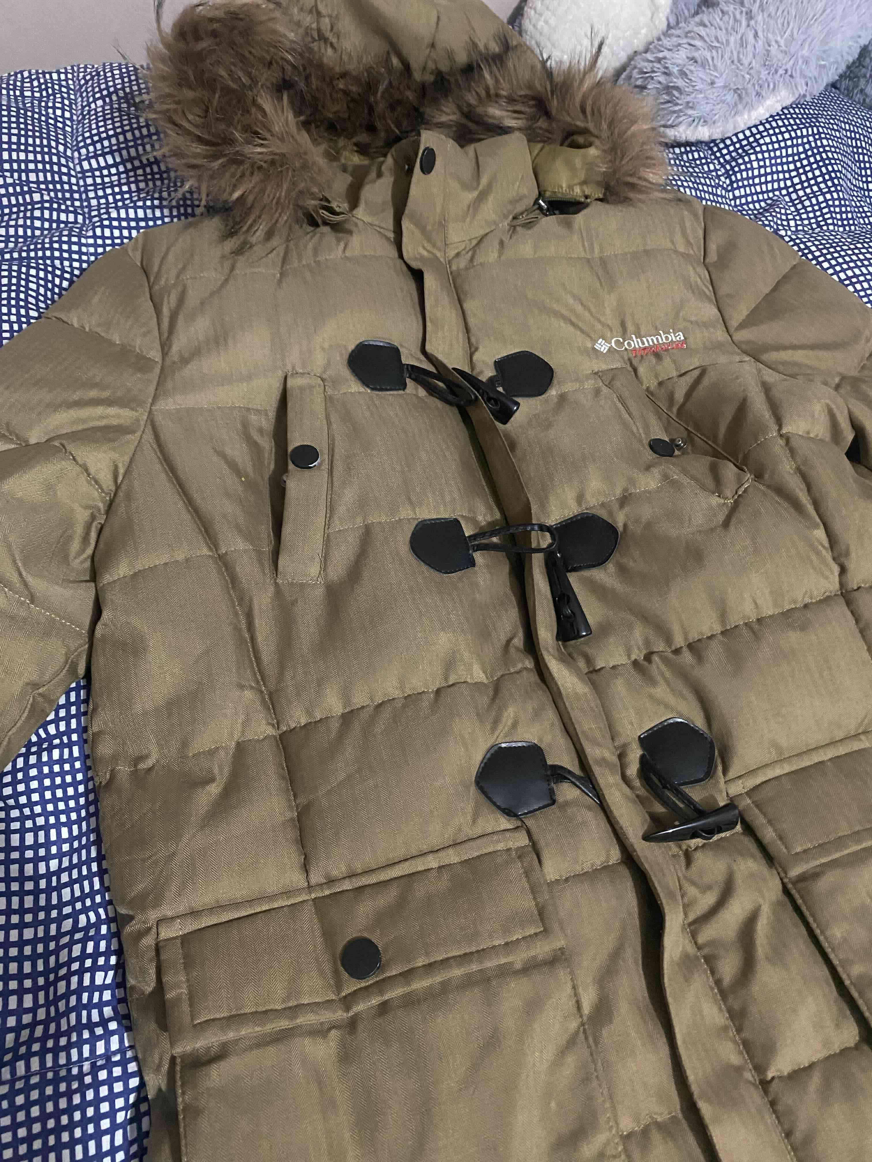 Chaqueta Columbia con capucha - miniatura 2