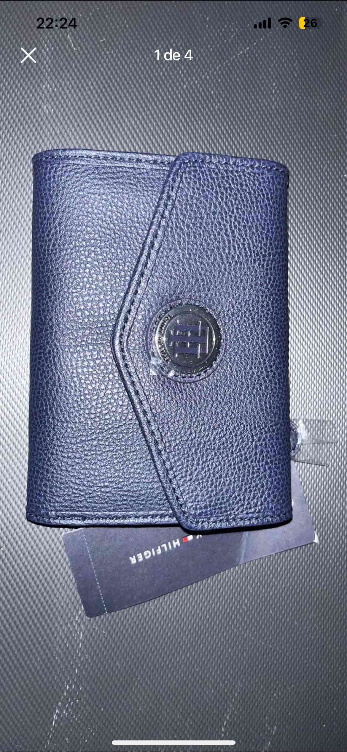 Billetera Tommy Hilfiger azul oscuro