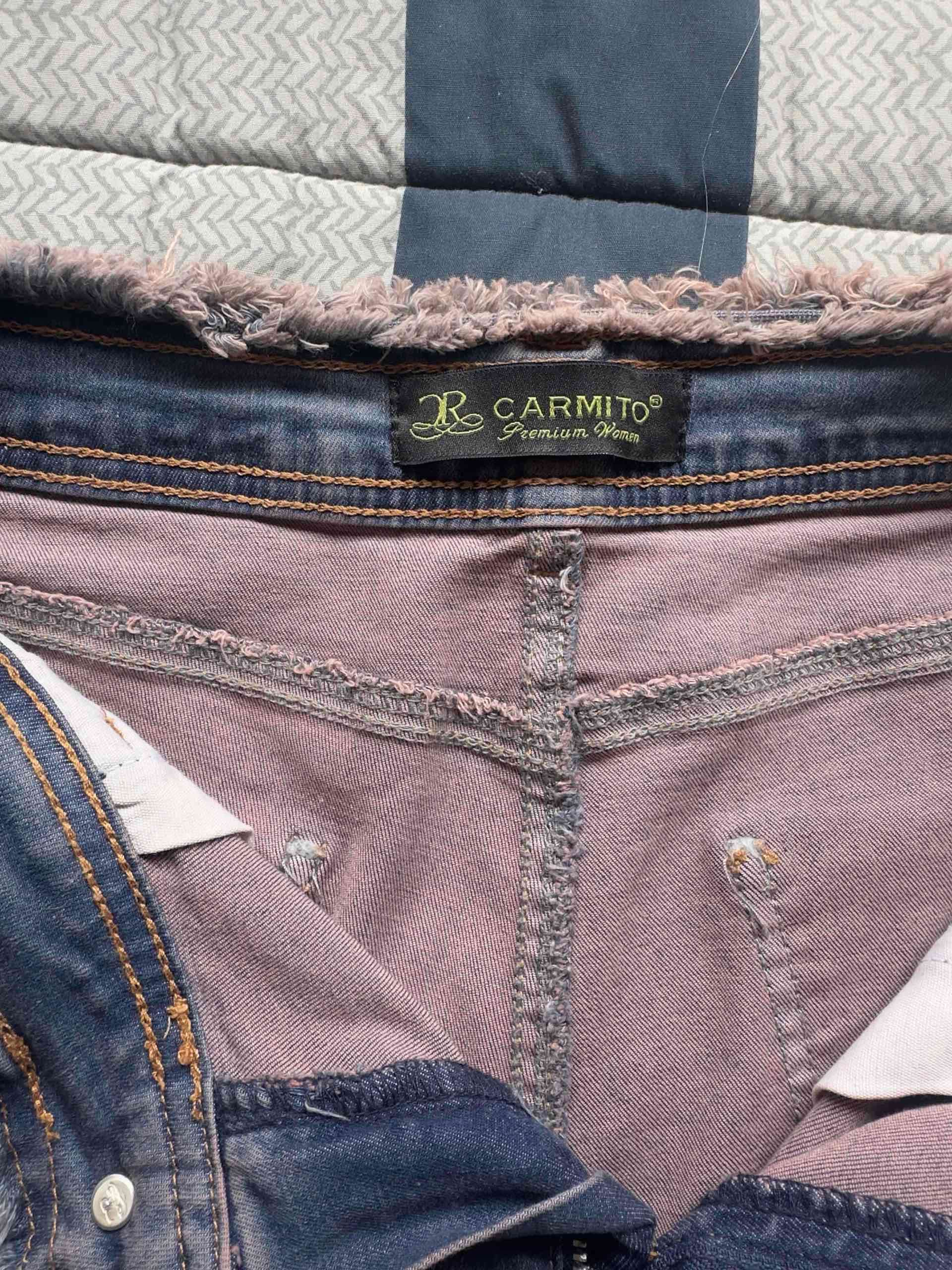 Jeans marca Carmito de mujer con detalle brillante - miniatura 2