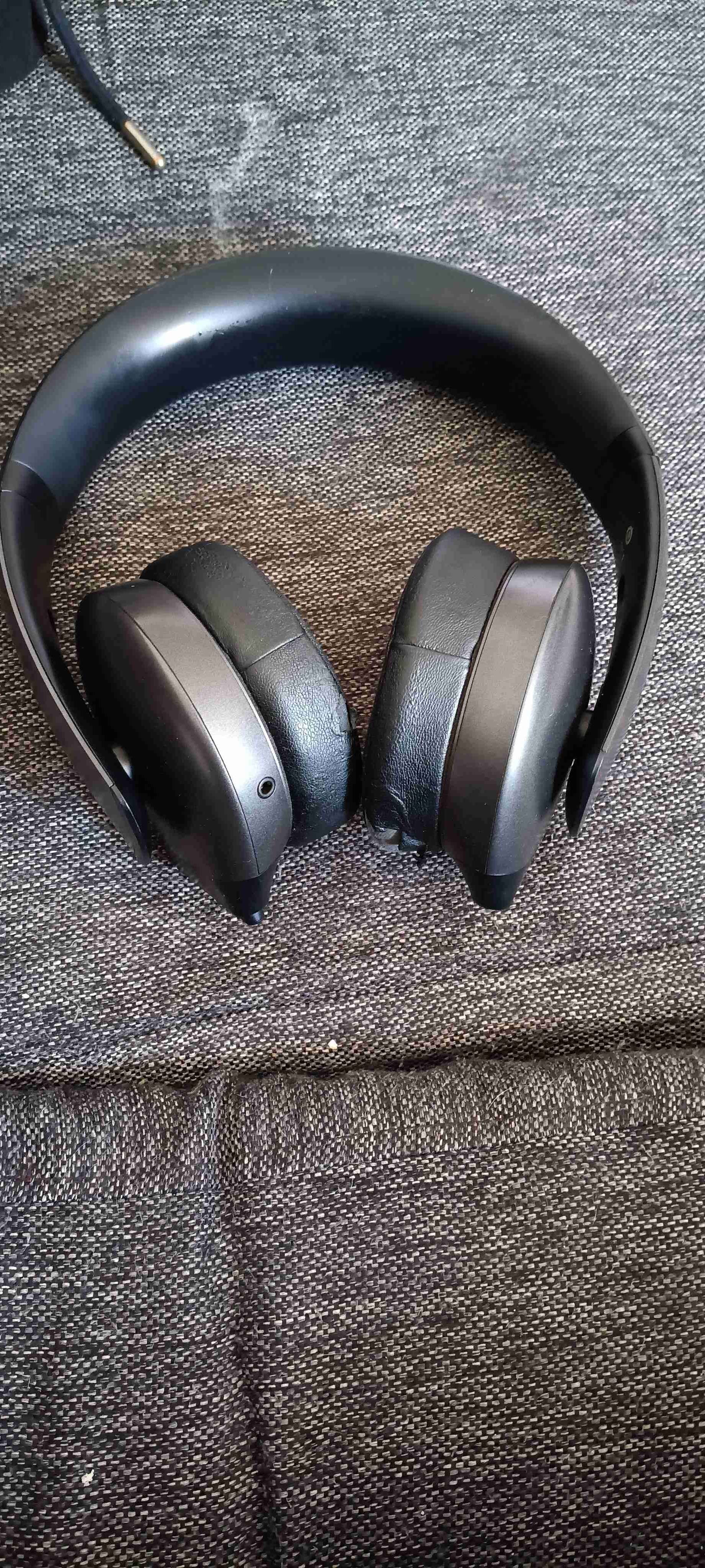 Audífonos gaming negros Alienware - miniatura 4