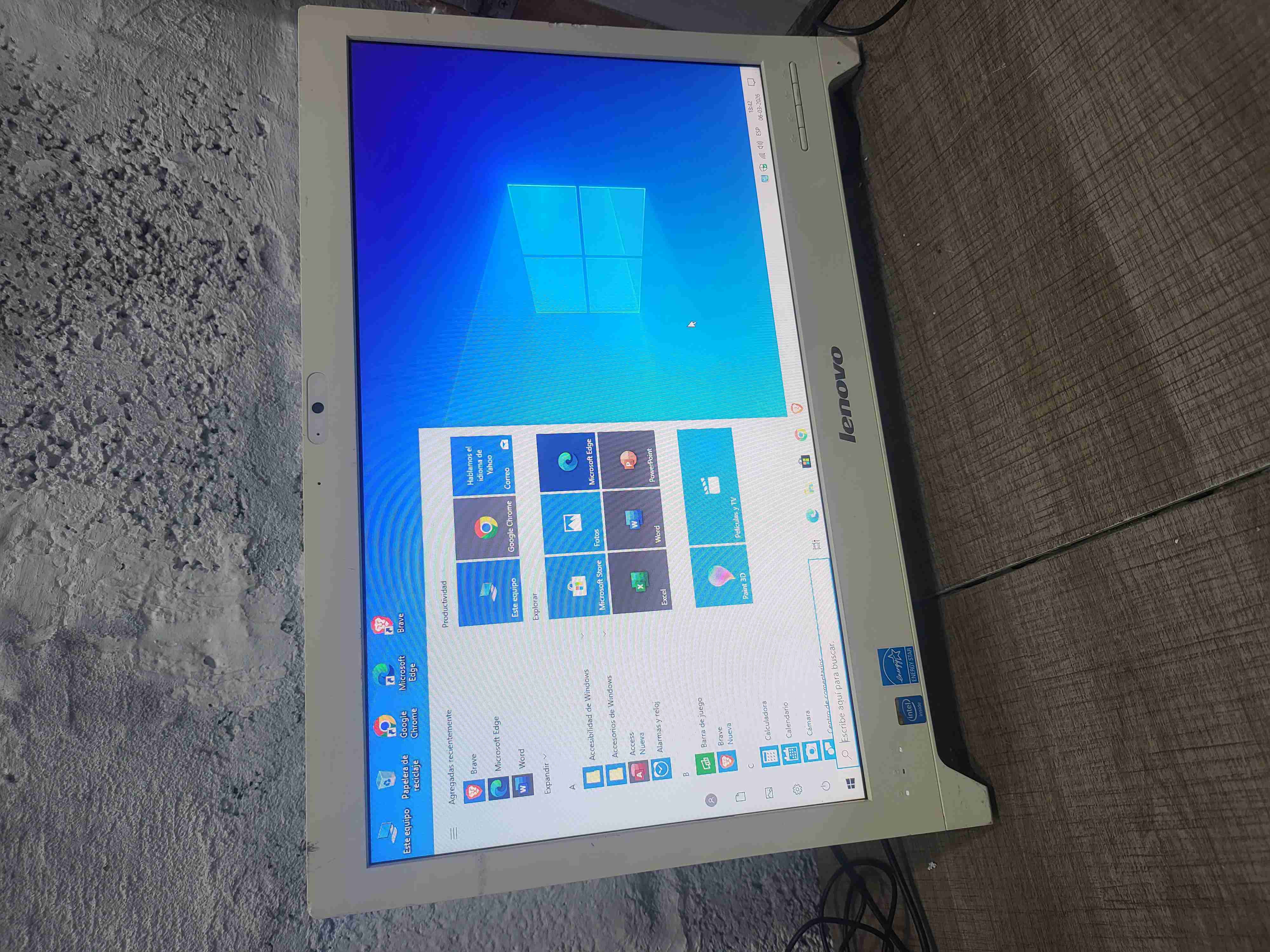 Computador Lenovo todo-en-uno