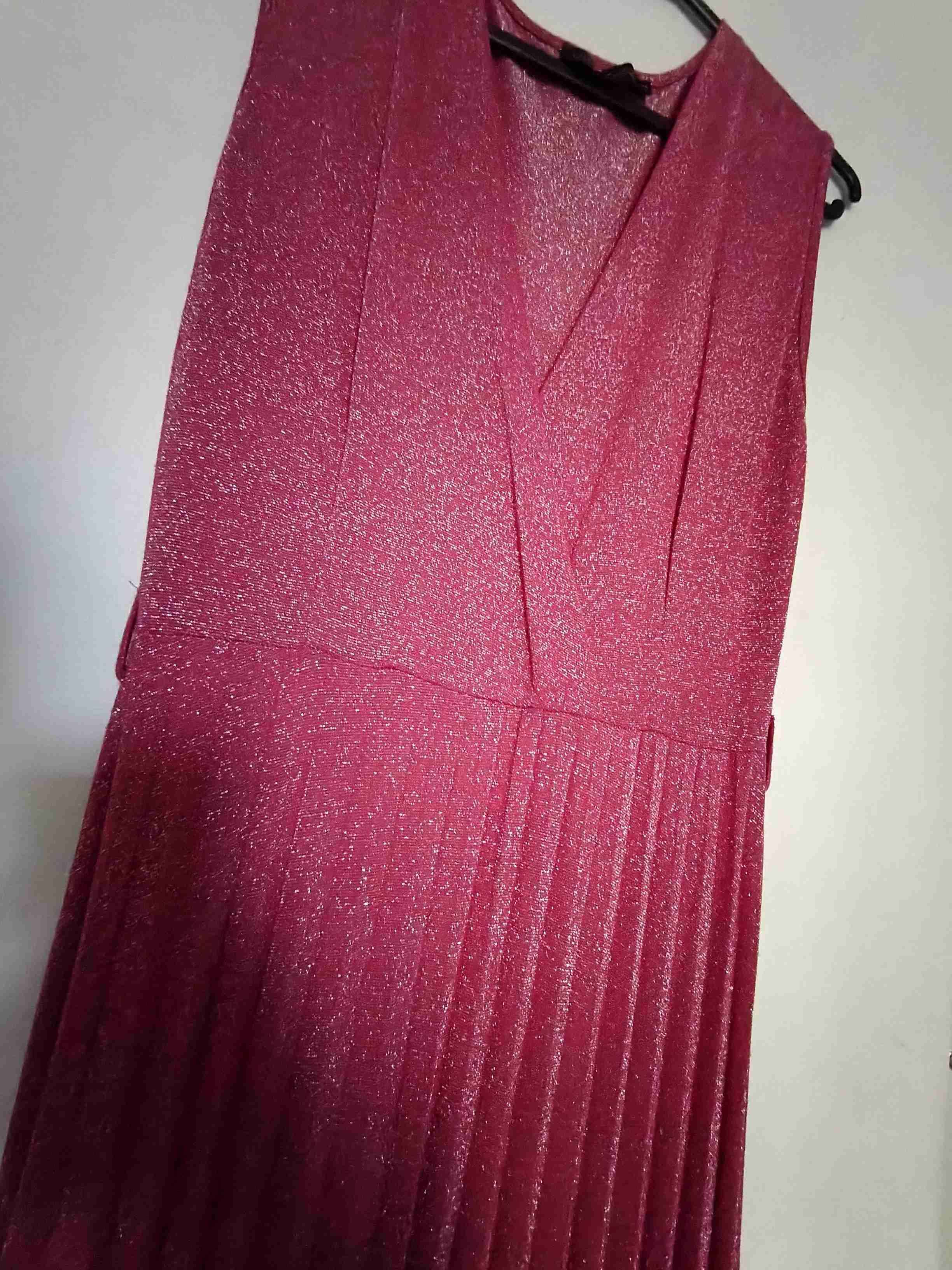 Vestido largo magenta con brillos plata - miniatura 2