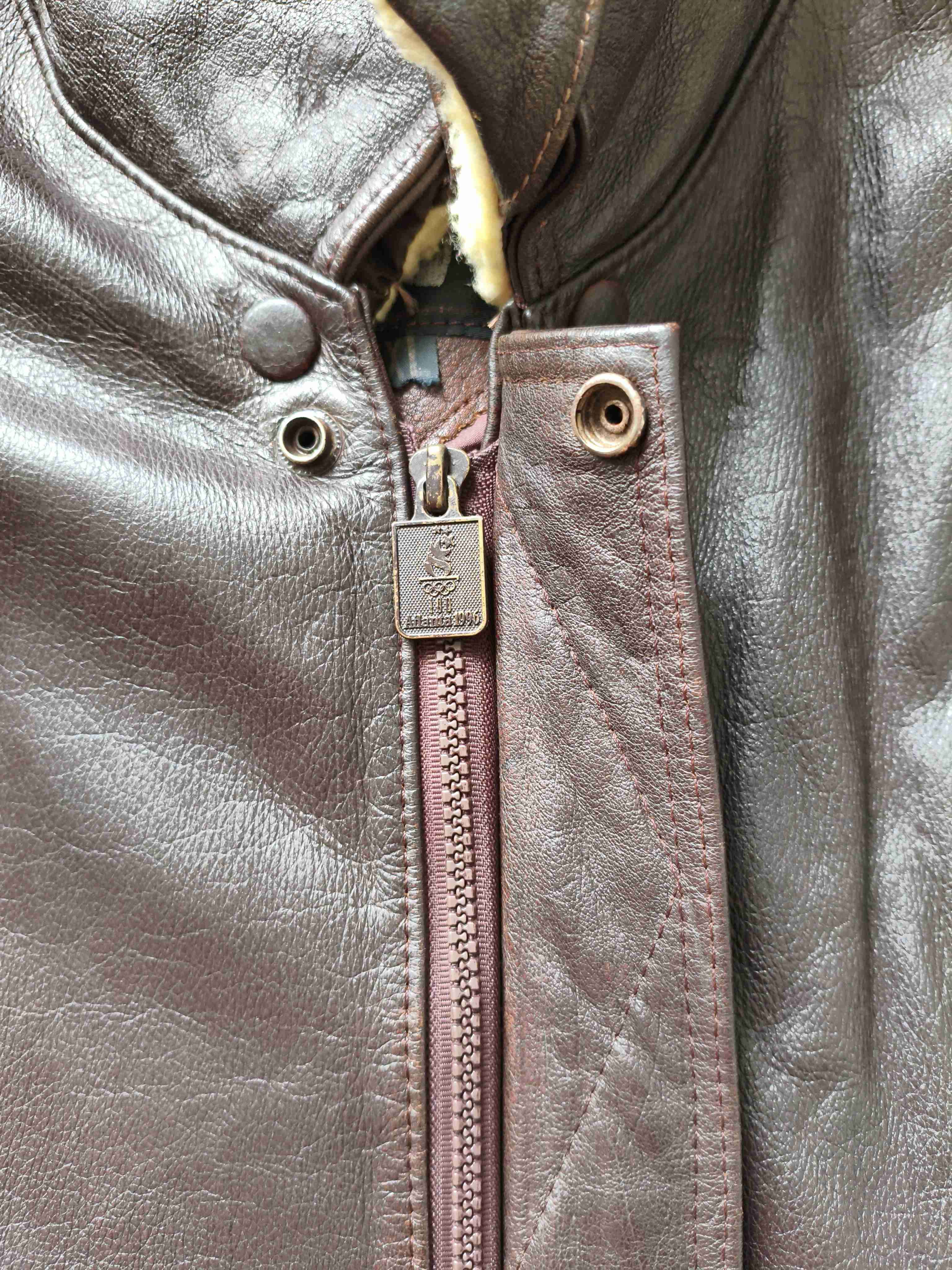 Chaqueta vintage de cuero marrón - miniatura 4