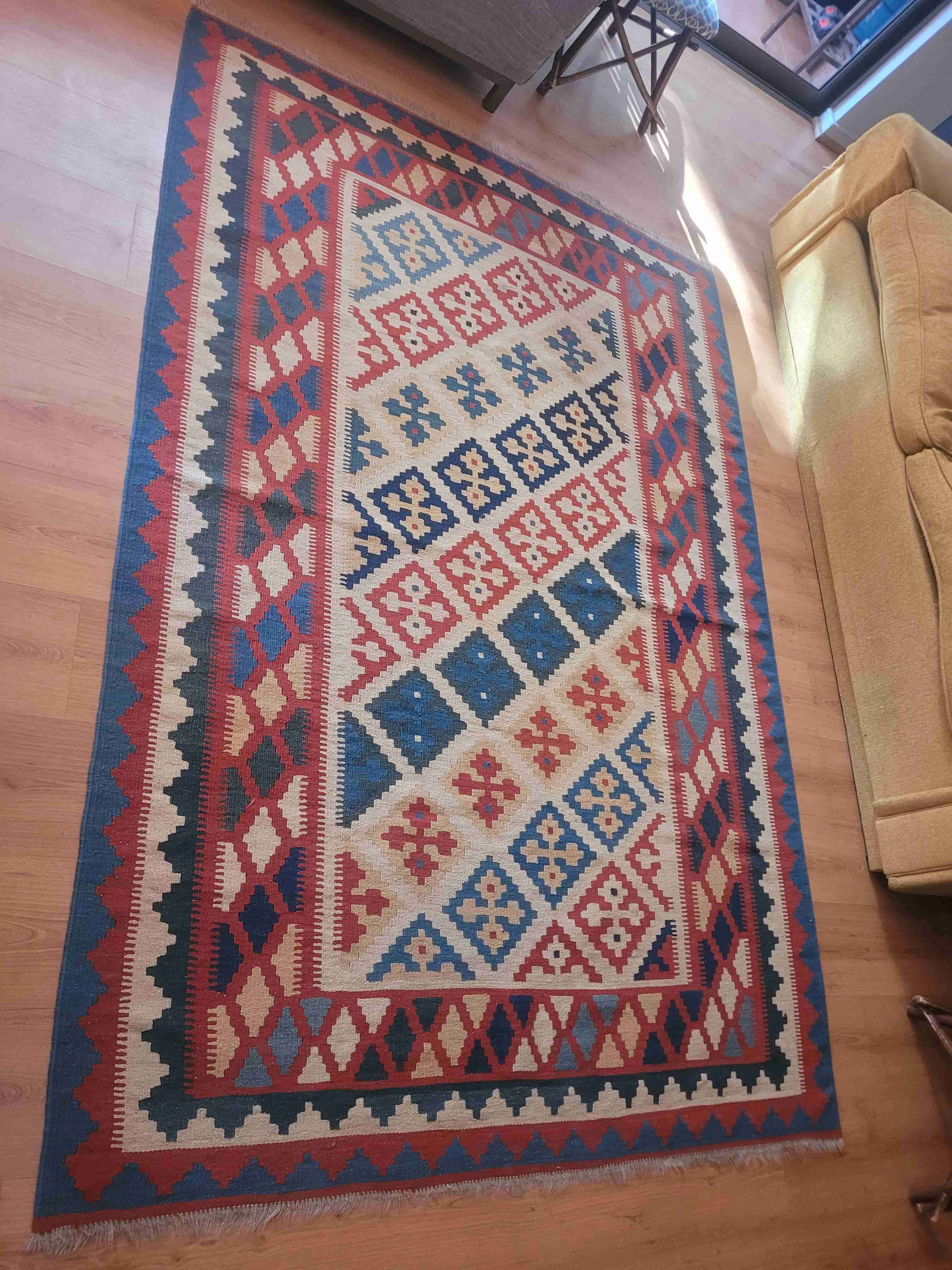 Alfombra de diseño geométrico - miniatura 2