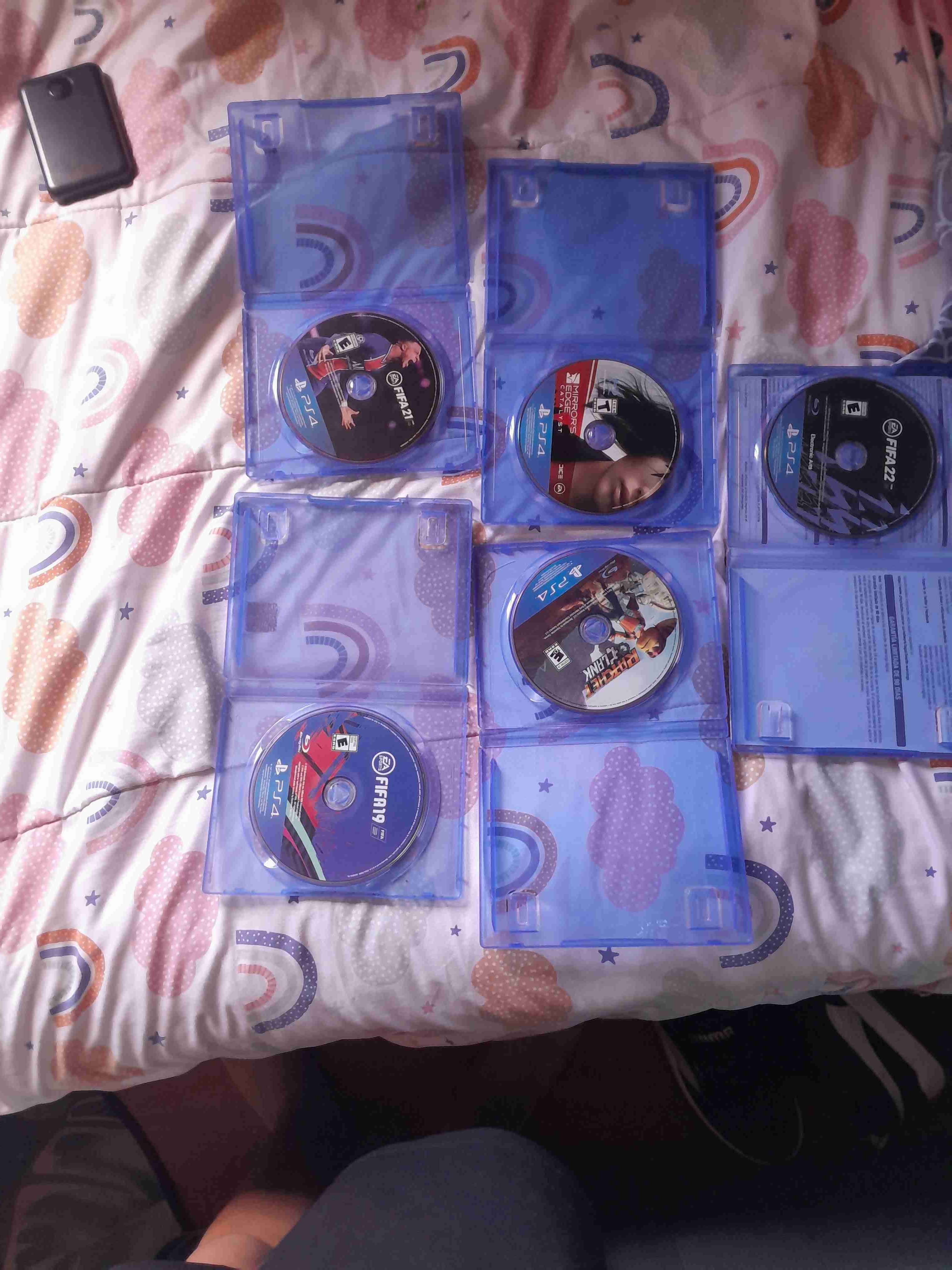Se vende pack de juegos de ps4 - miniatura 2