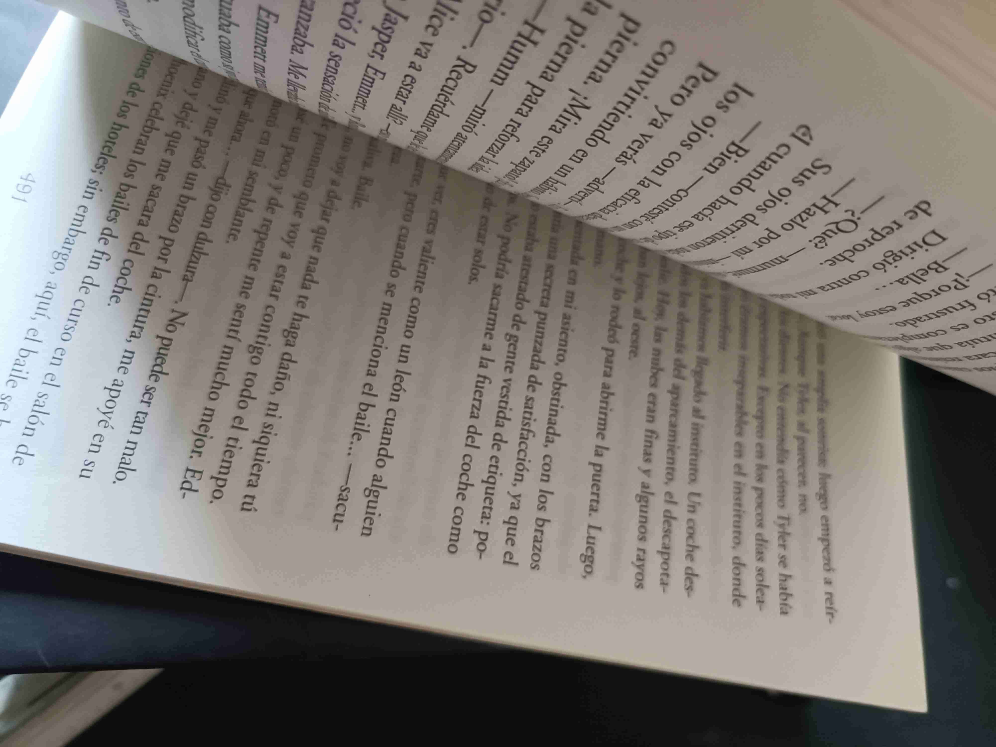 Libro 'Crepúsculo' de Stephenie Meyer - miniatura 4