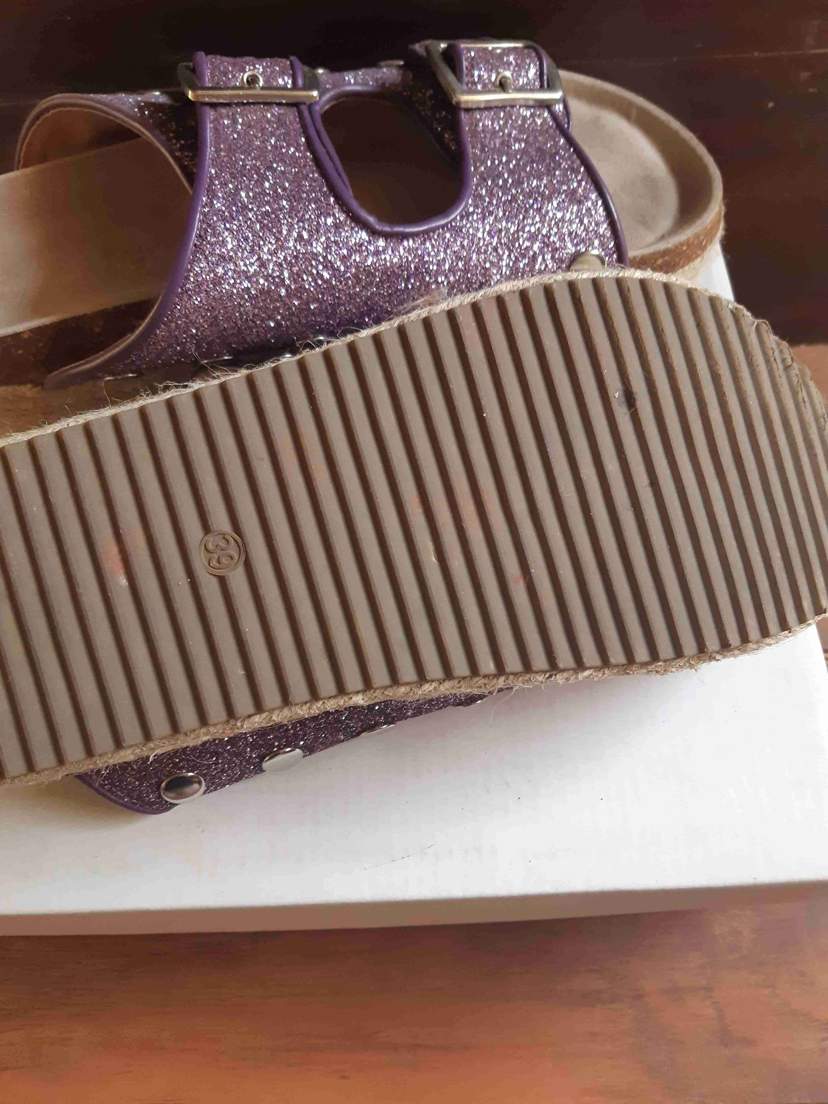 Sandalias plataforma brillantes morado - miniatura 3