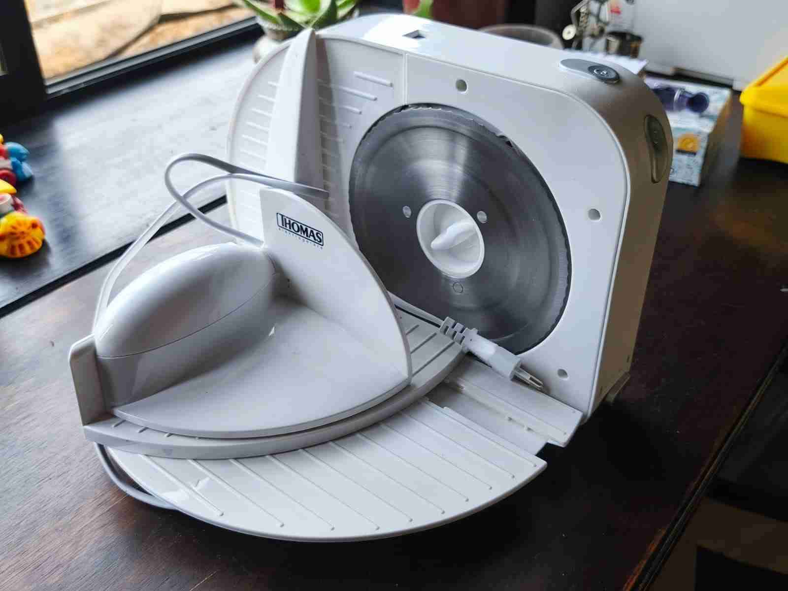 Cortafiambres Thomas