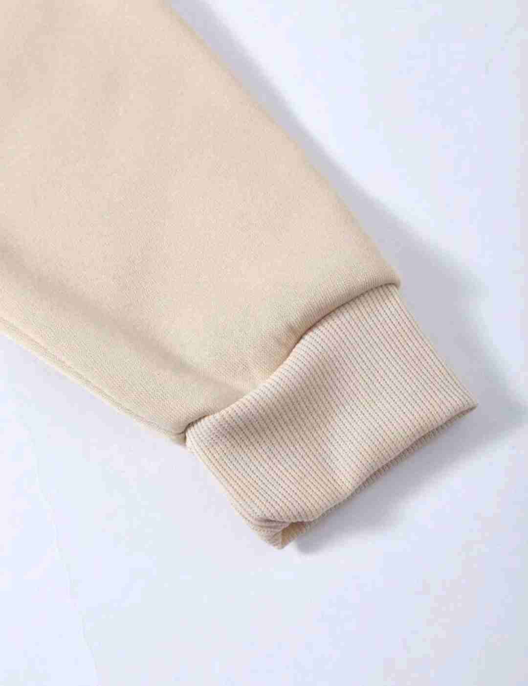 Polerón beige con capucha - miniatura 6