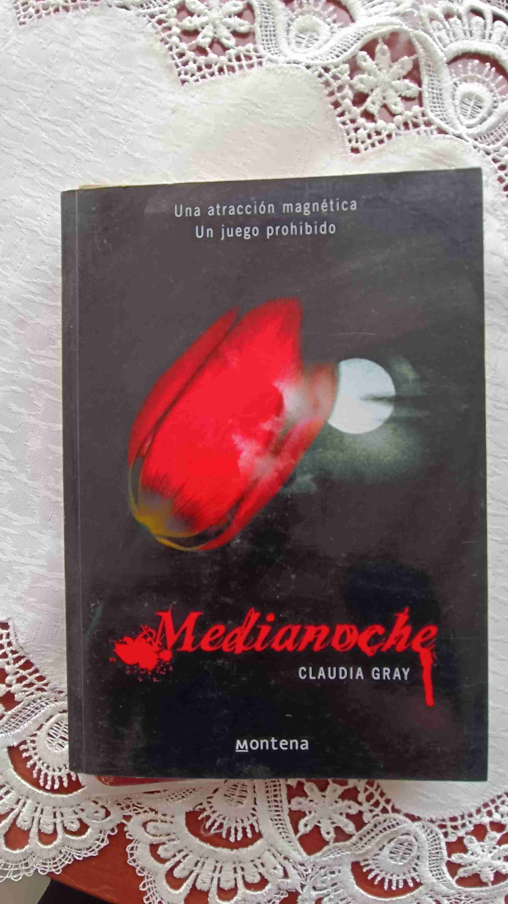 Libro Medianoche de Claudia Gray