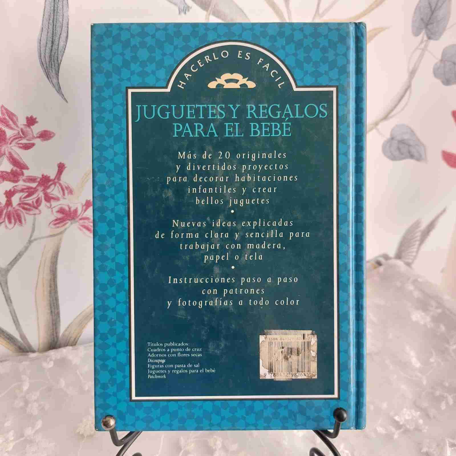 Libro Juguetes y Regalos para el Bebé - miniatura 2