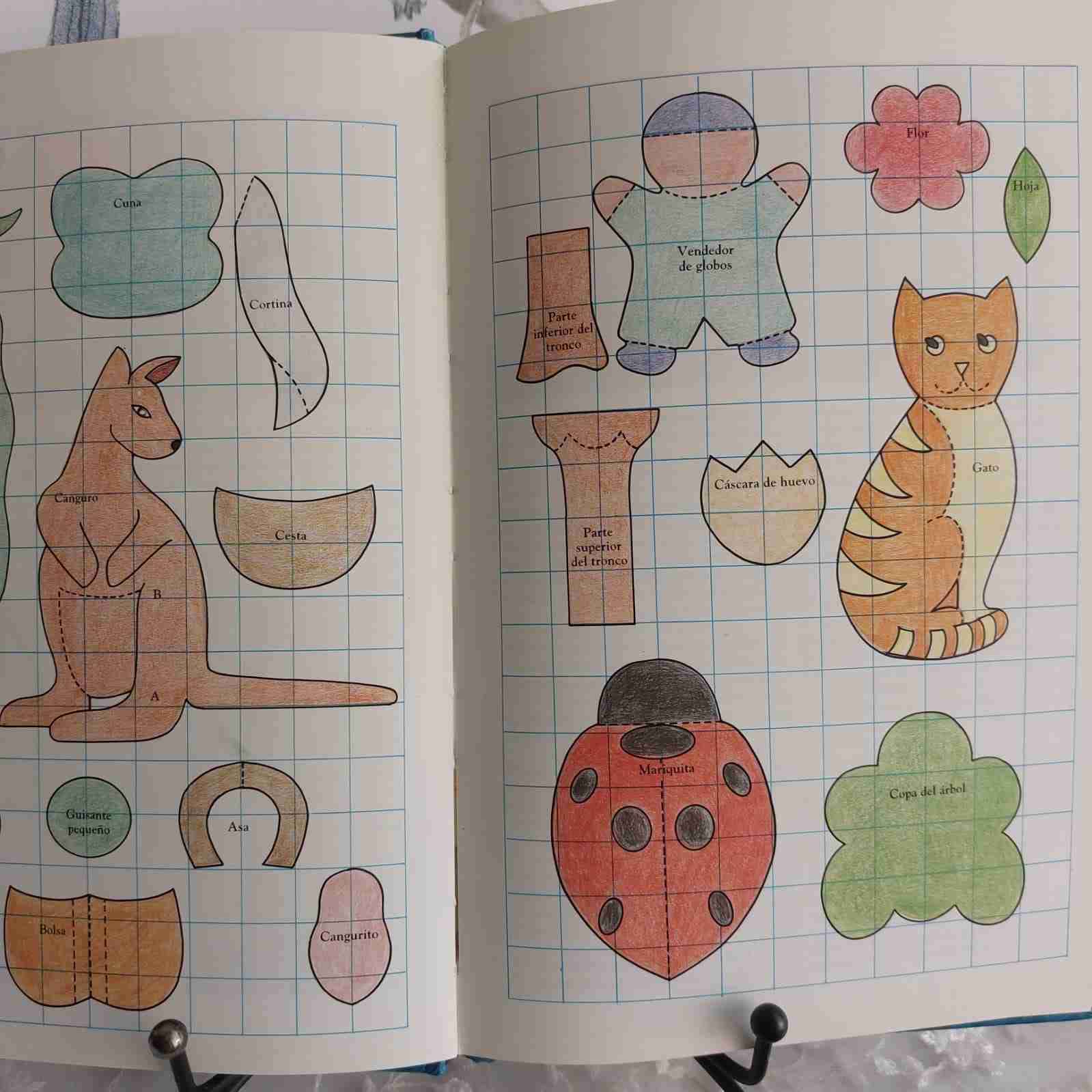 Libro Juguetes y Regalos para el Bebé - miniatura 3