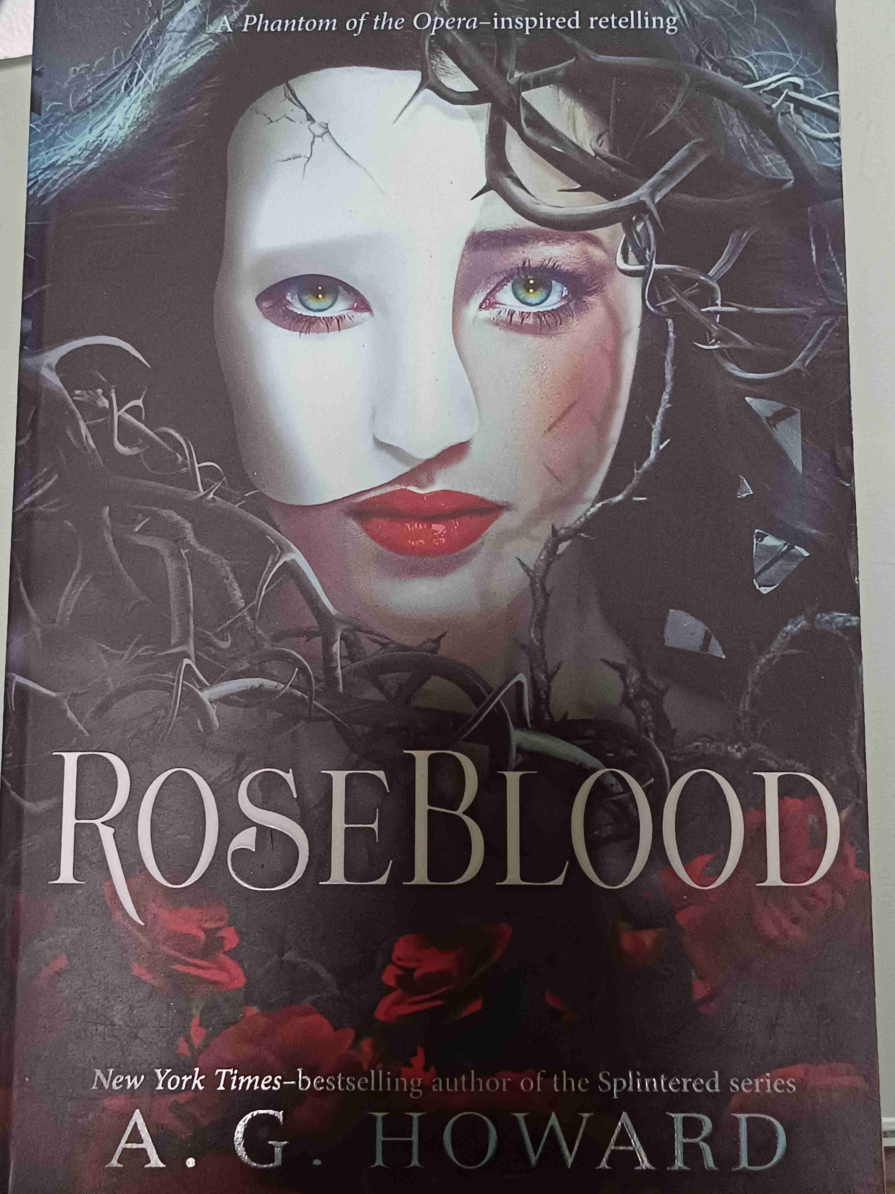 Libro RoseBlood de A.G. Howard