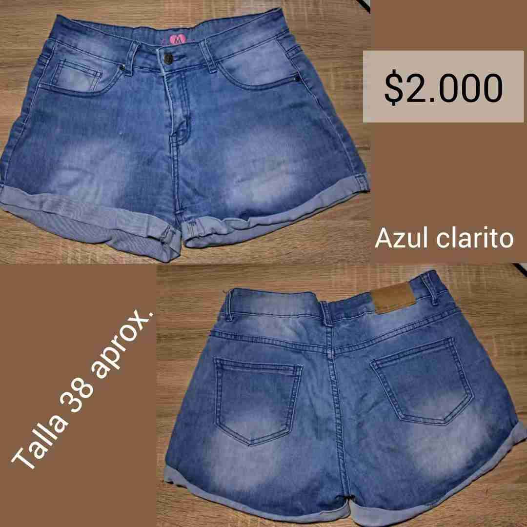 Shorts de mezclilla azul claro